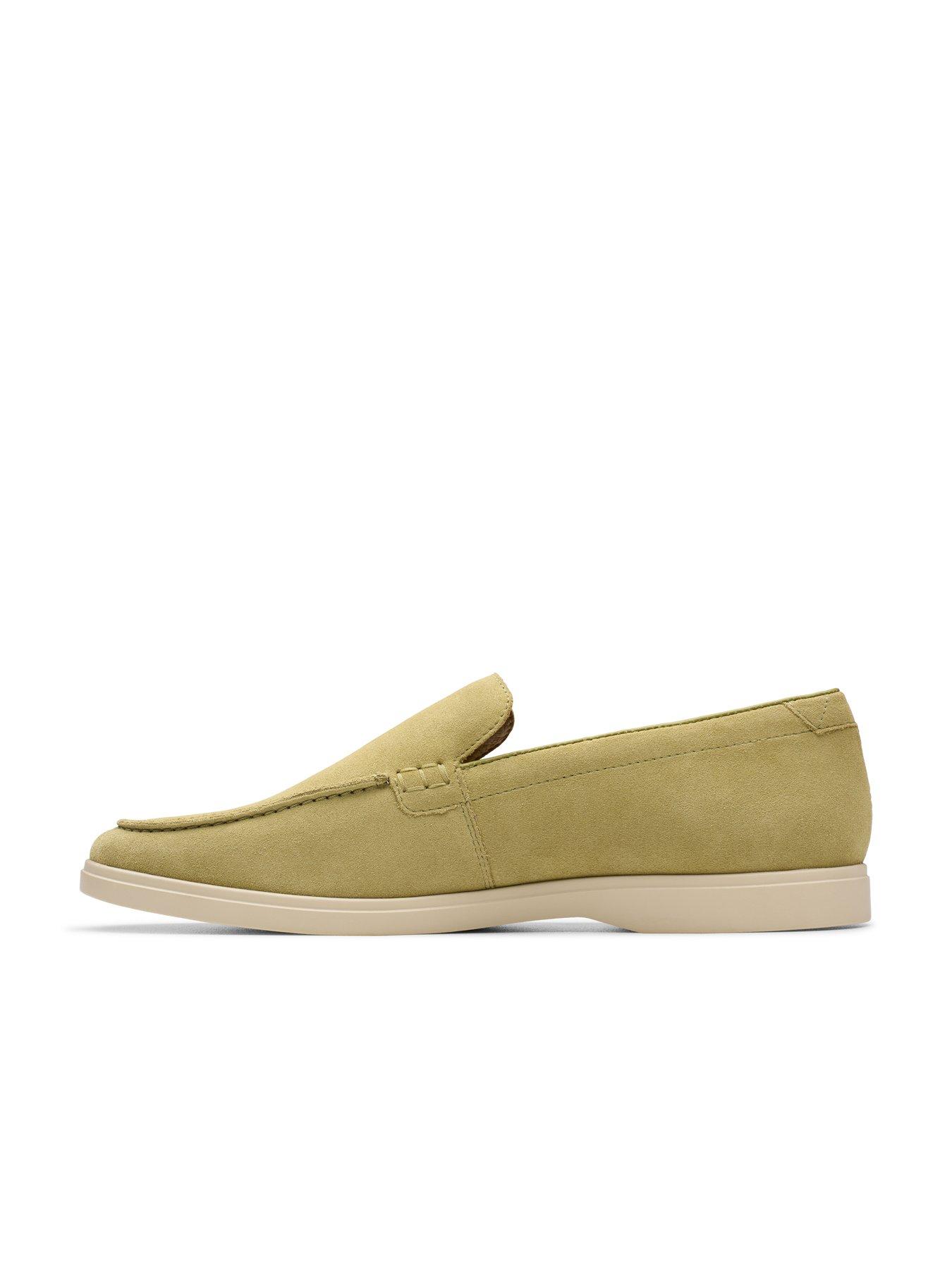  image of clarks-torford-easy-loafer
