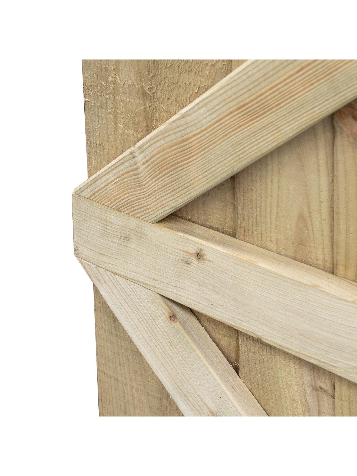  image of rowlinson-featheredge-arch-top-wooden-gate