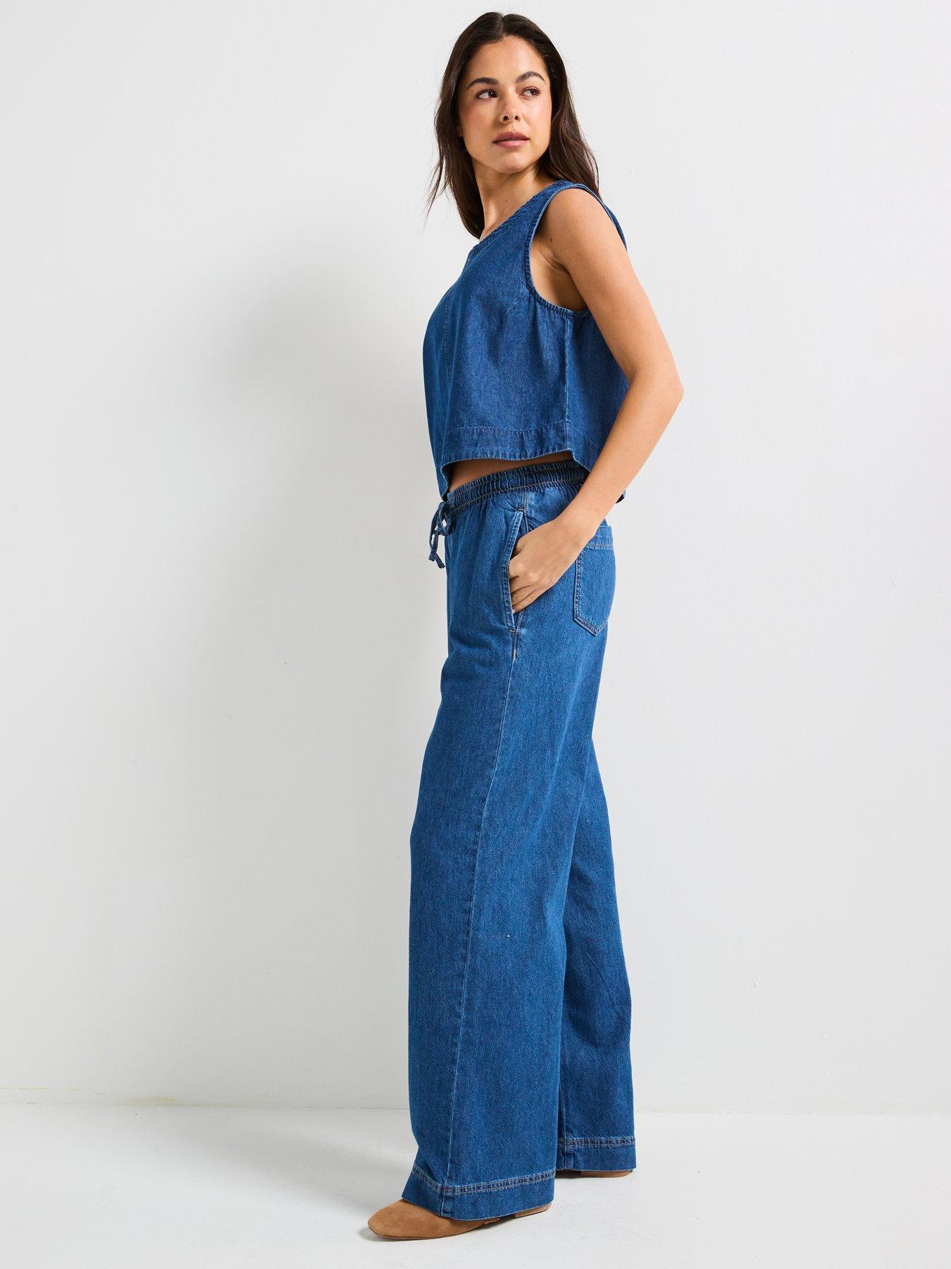  image of pieces-tabi-mid-waist-pull-denim-trousers-blue