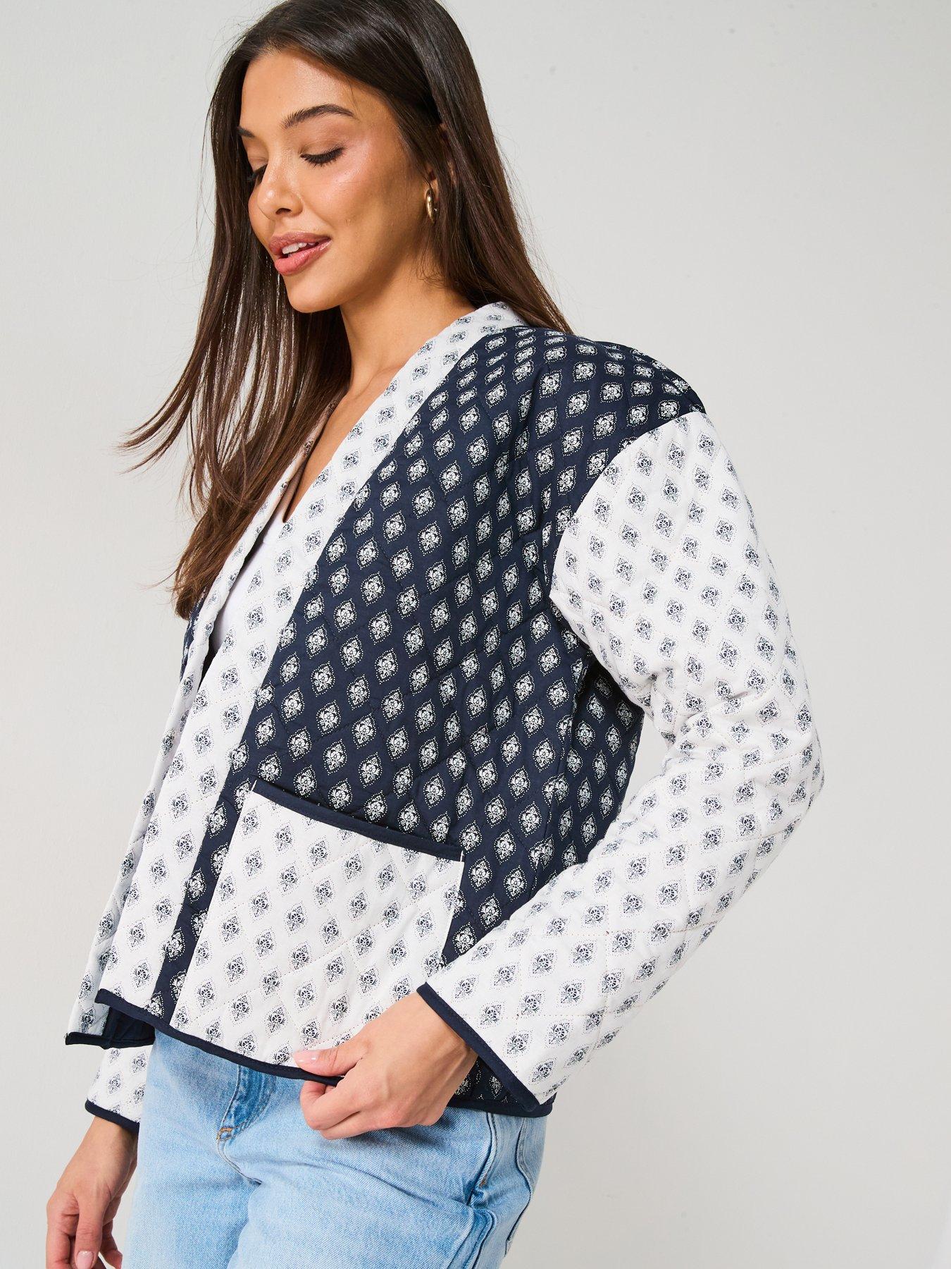 Image 4 of 6 of JDY Printed Quilted Jacket - Black/White - Multi