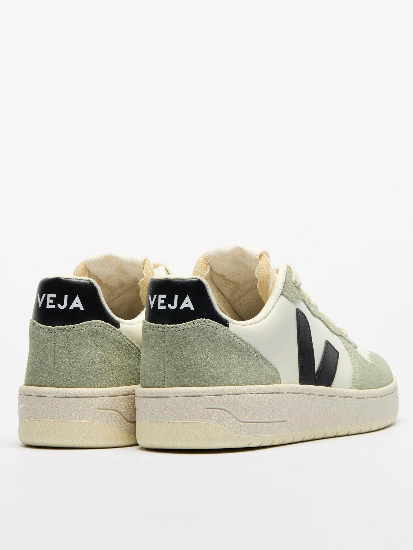  image of veja-womens-v-10-trainers-blackgreen