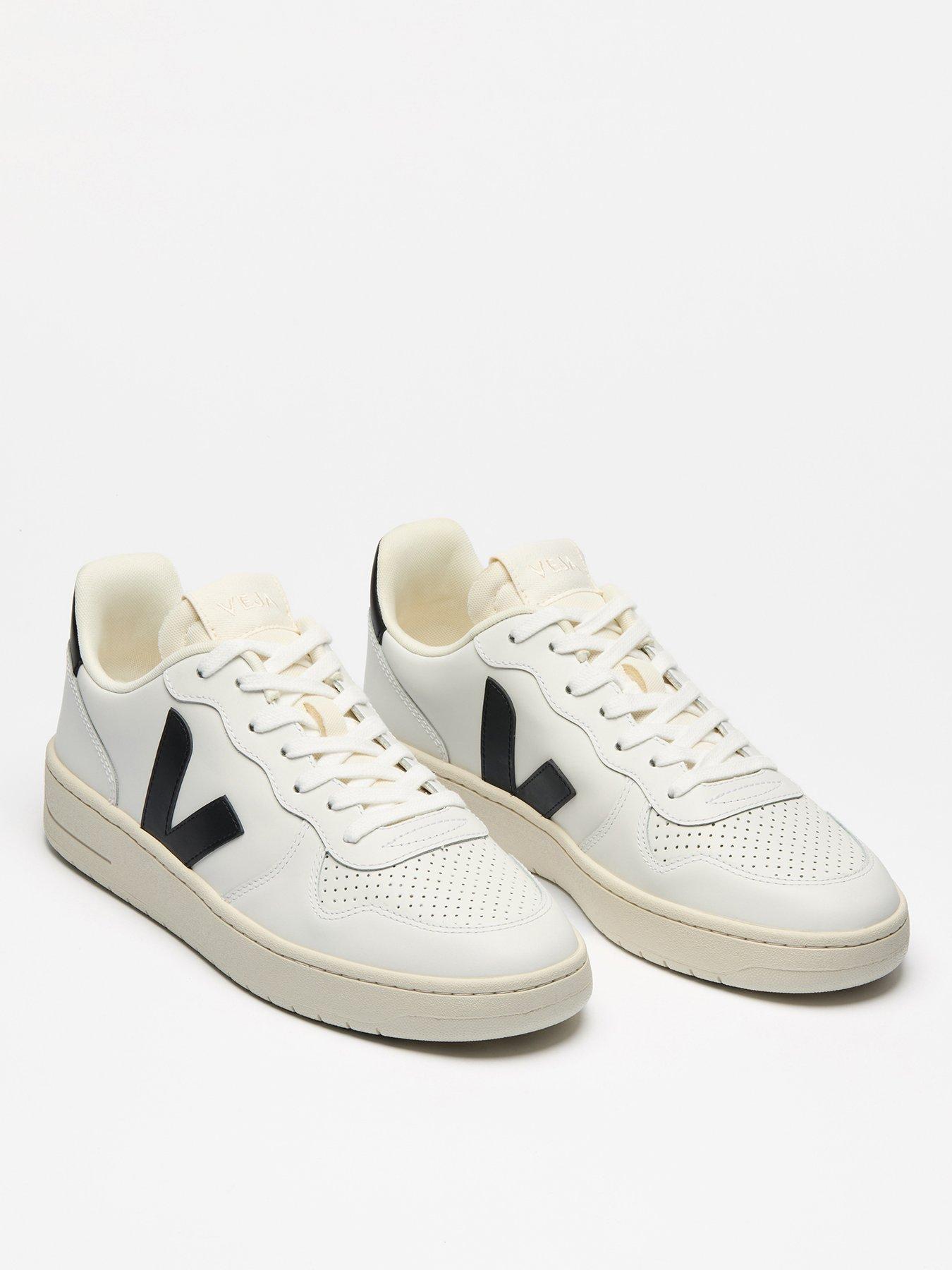  image of veja-womens-v-10-trainers-whiteblack