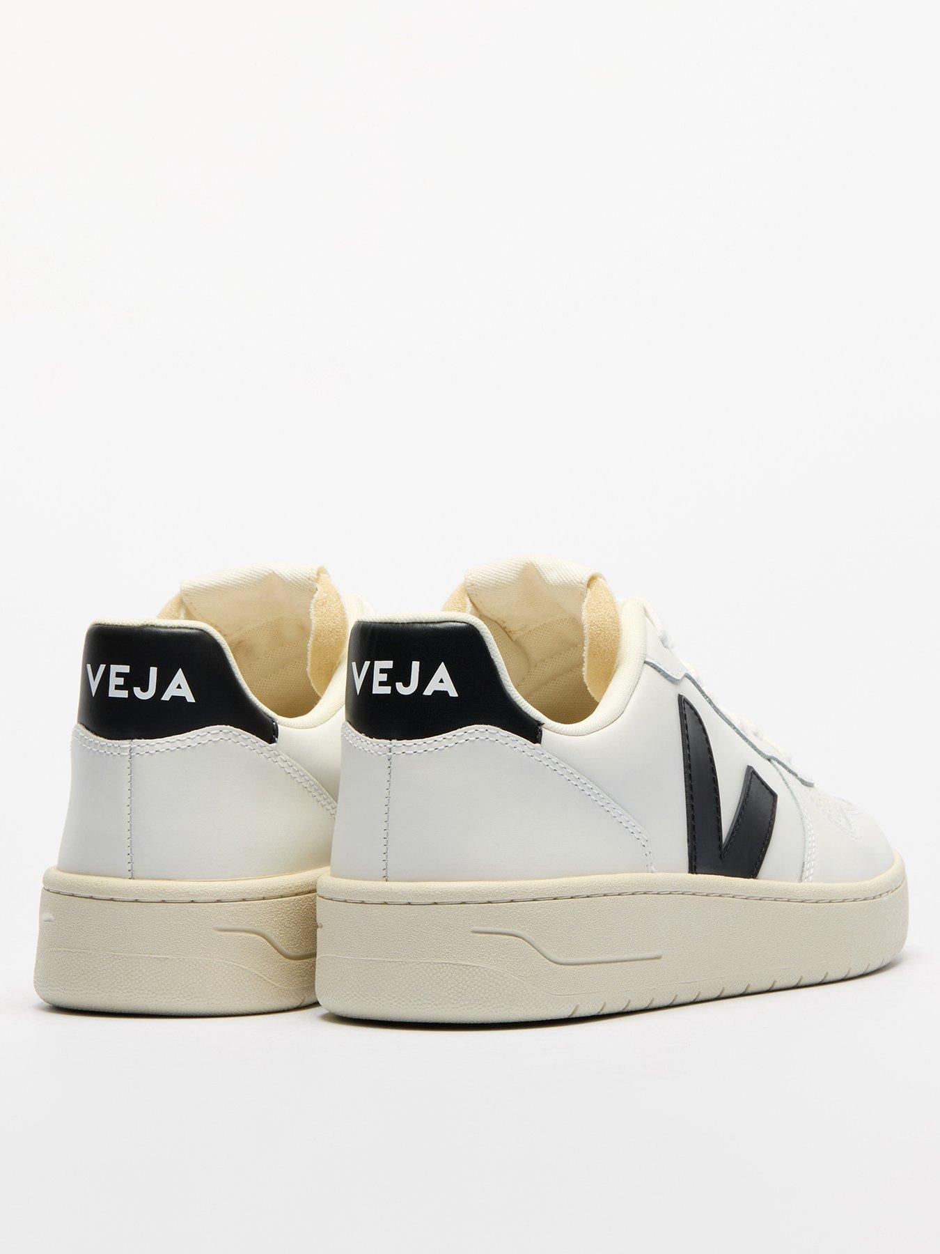  image of veja-womens-v-10-trainers-whiteblack