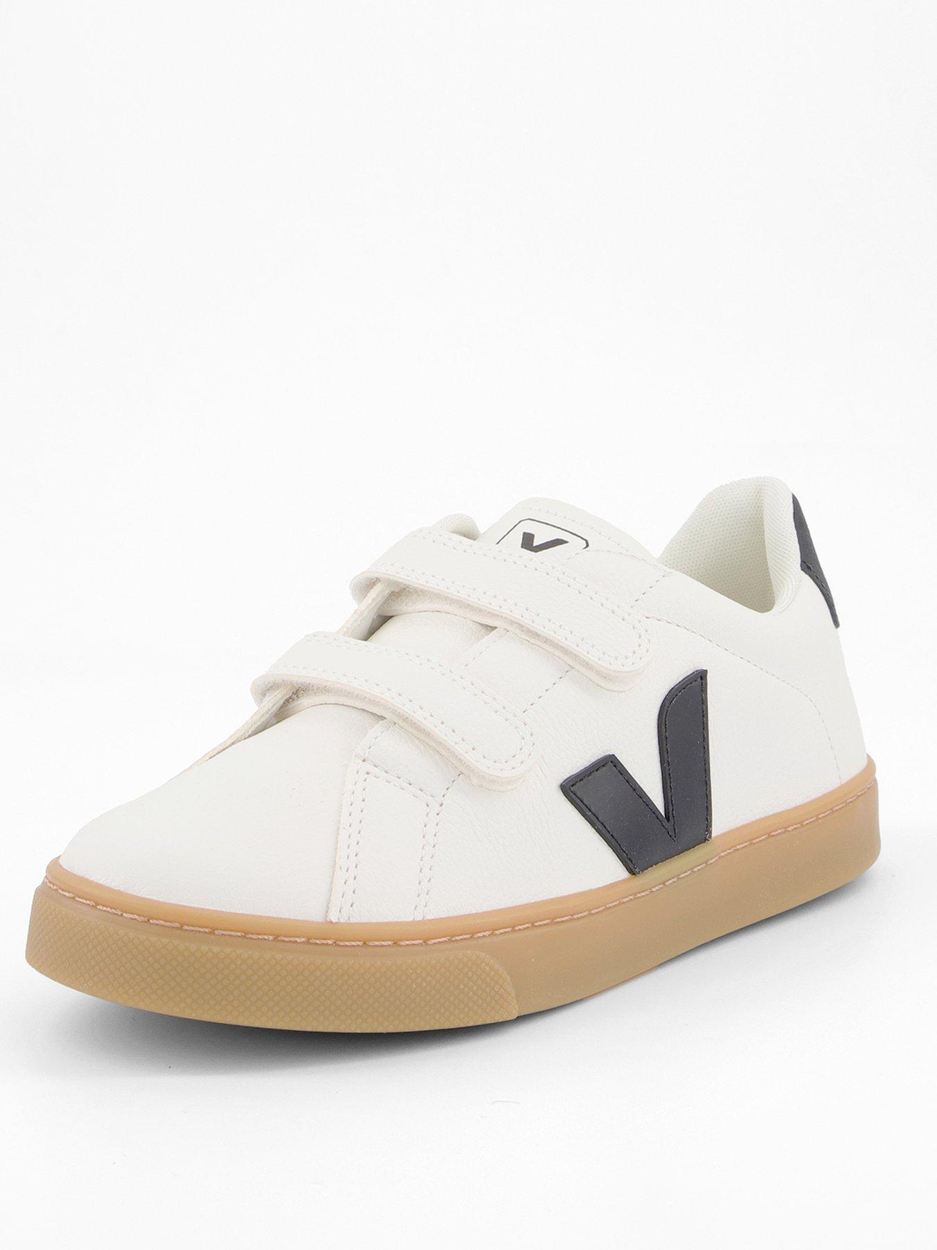  image of veja-kids-small-esplar-trainers-whiteblack
