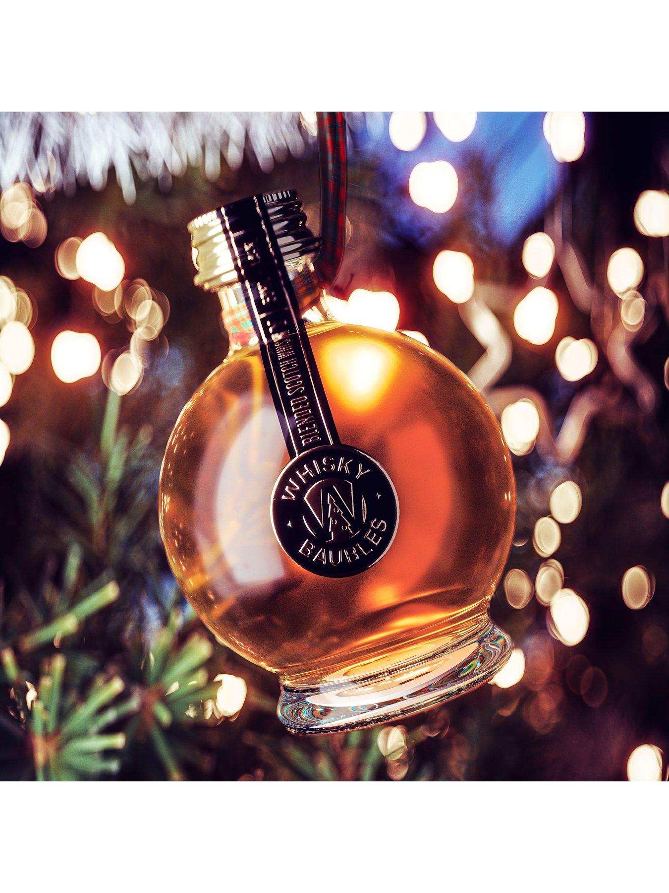 Image 3 of 3 of Blended Whisky Baubles 3x5cl