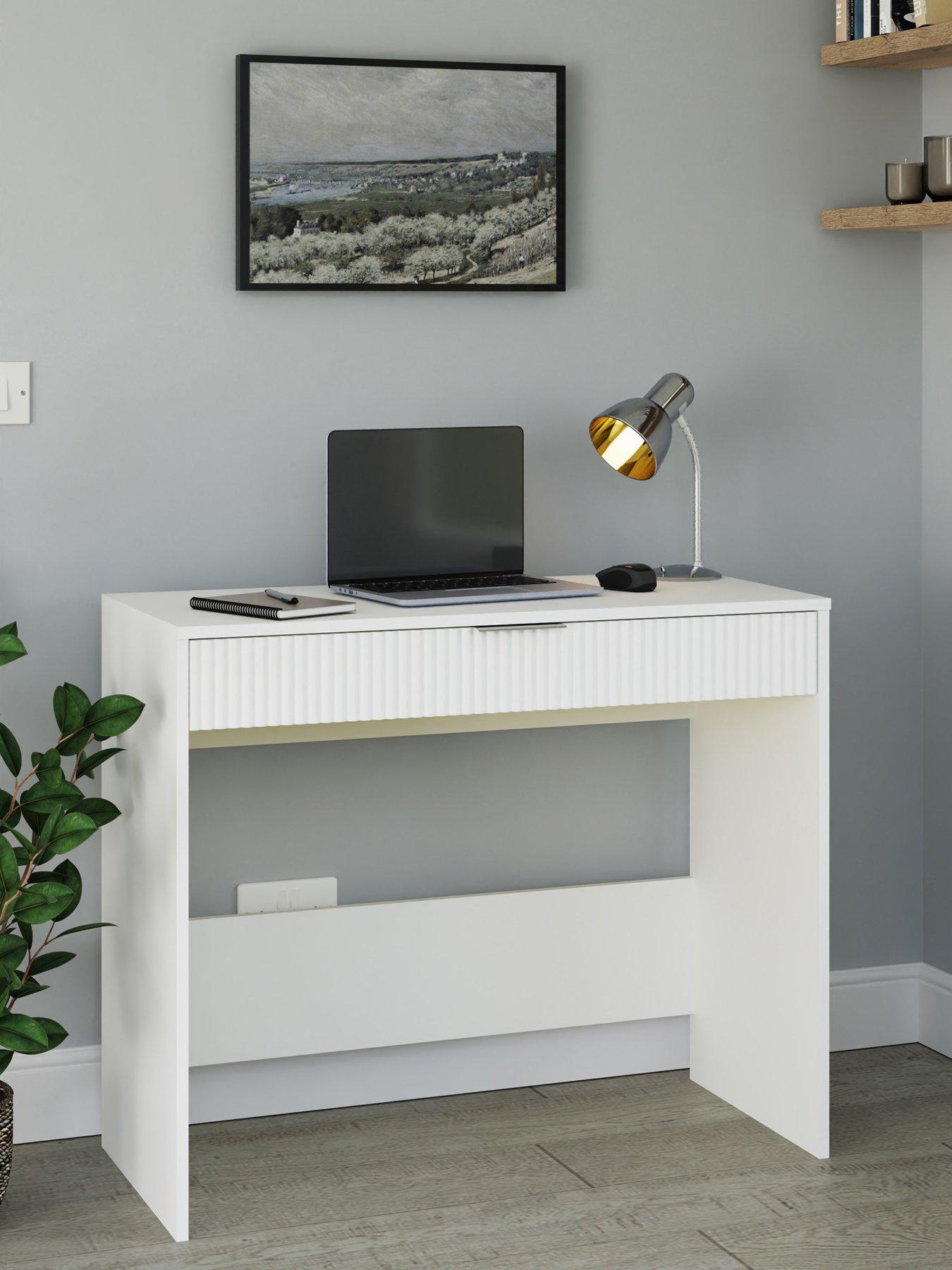 GFW Rankin Desk