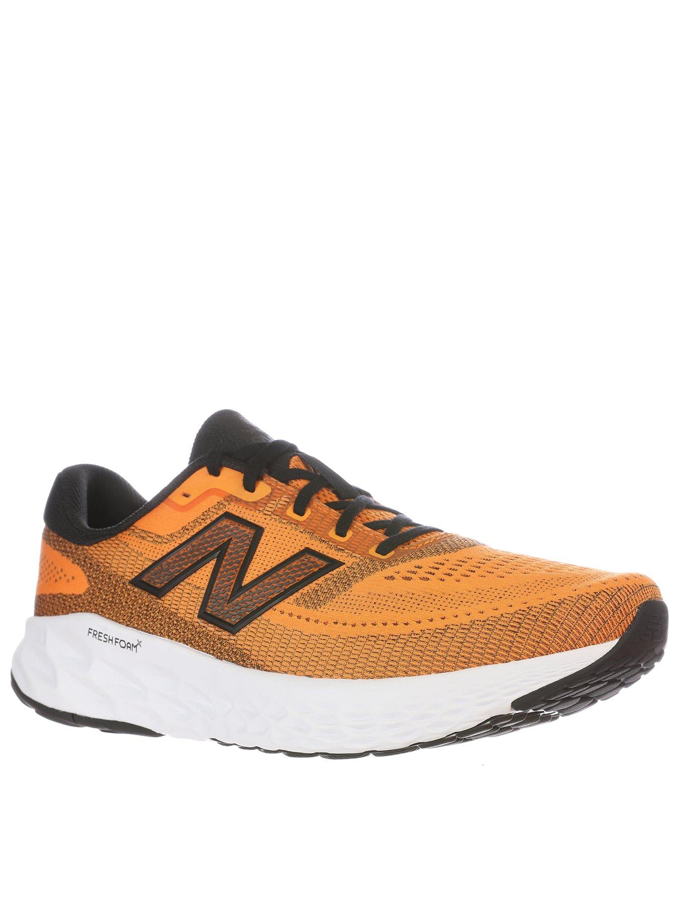 undefined Mens Running Evoz V4 Trainers - Sizzle