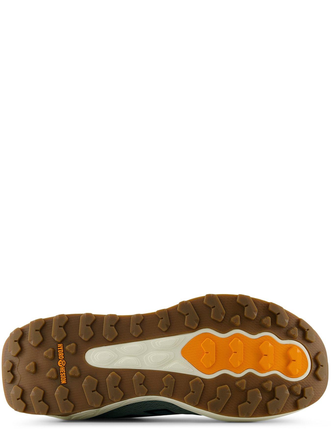  image of new-balance-mens-trail-running-fresh-foam-x-garoeacute-v2-trainers-green