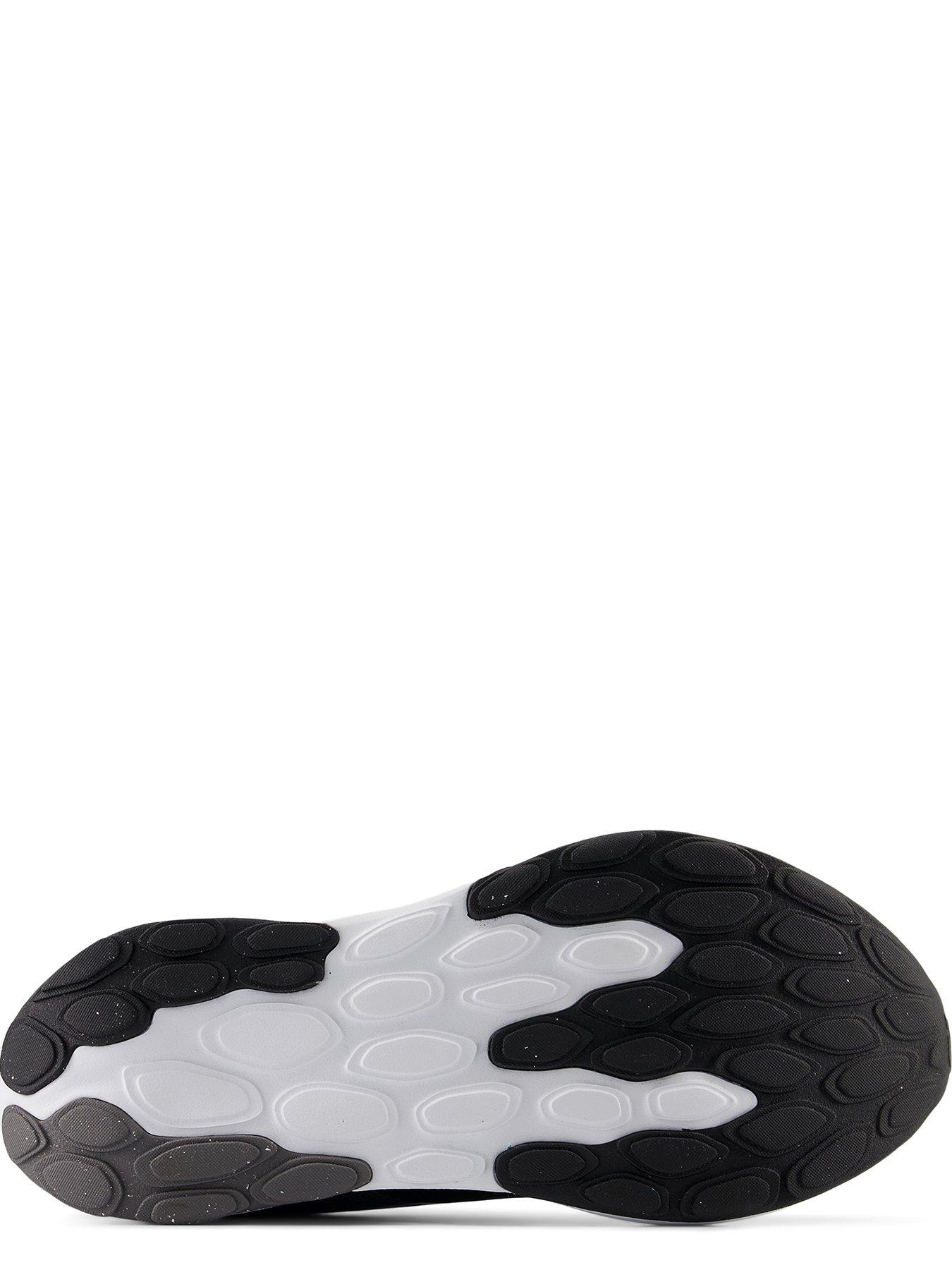  image of new-balance-mens-running-520-v9-trainers-black