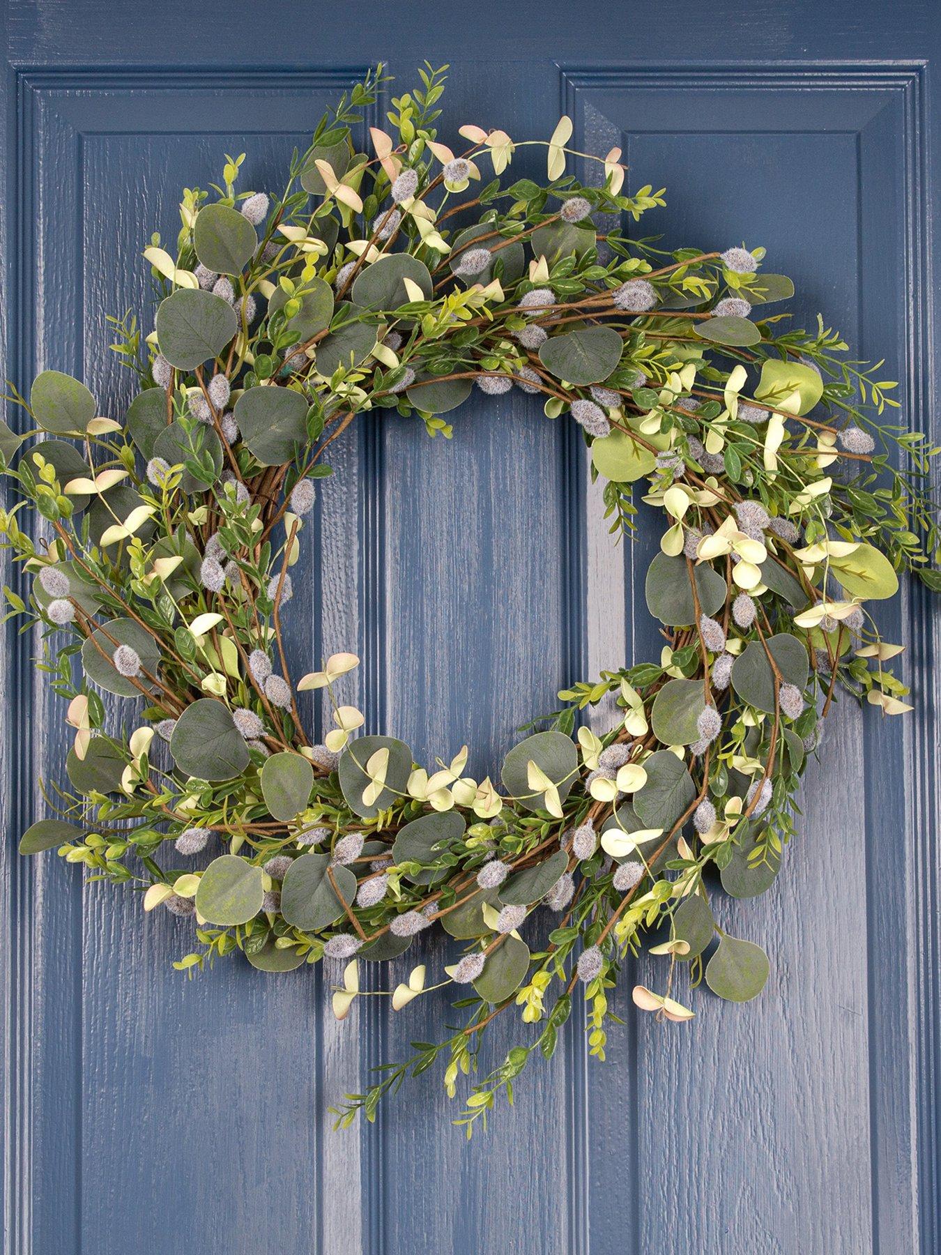 scottish-everlastings-55cm-artificial-eucalyptus-foliage-pussy-willow-wreath