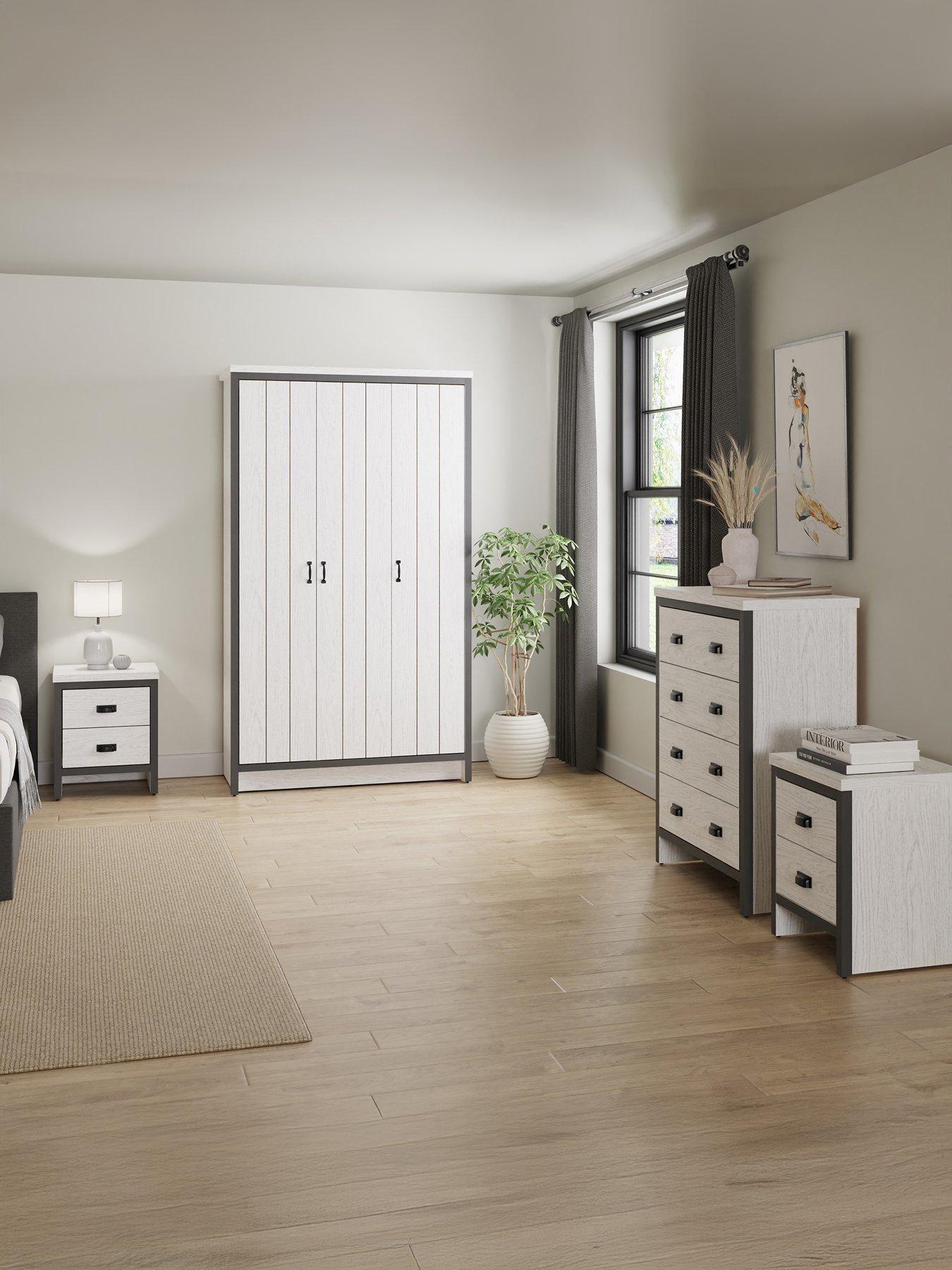 GFW Boston 4 Piece Package - 3 Door Wardrobe, Chest of 4 Drawers and 2 Bedside Chests