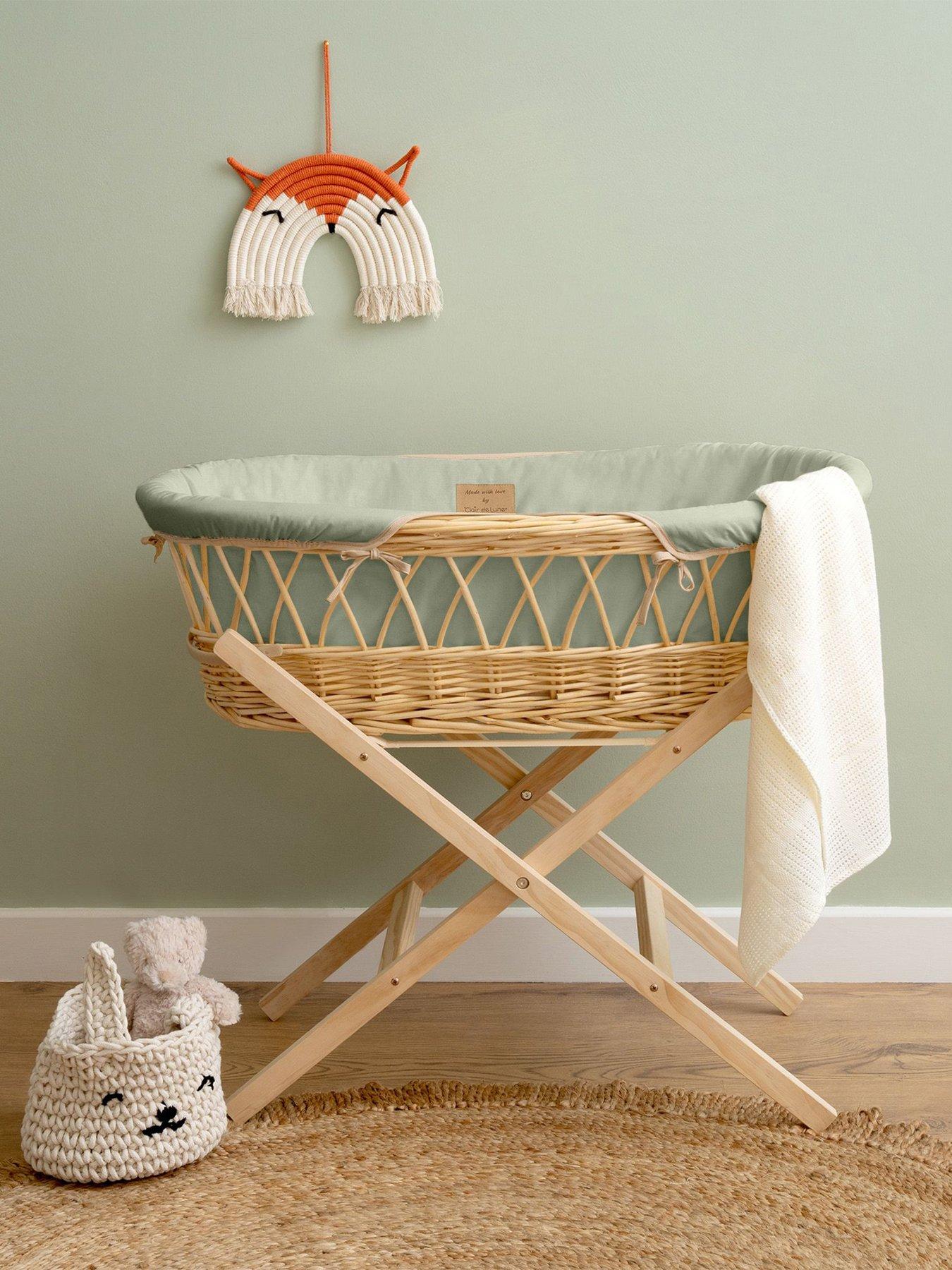 clair-de-lune-wicker-moses-basket-sage-with-rocking-stand