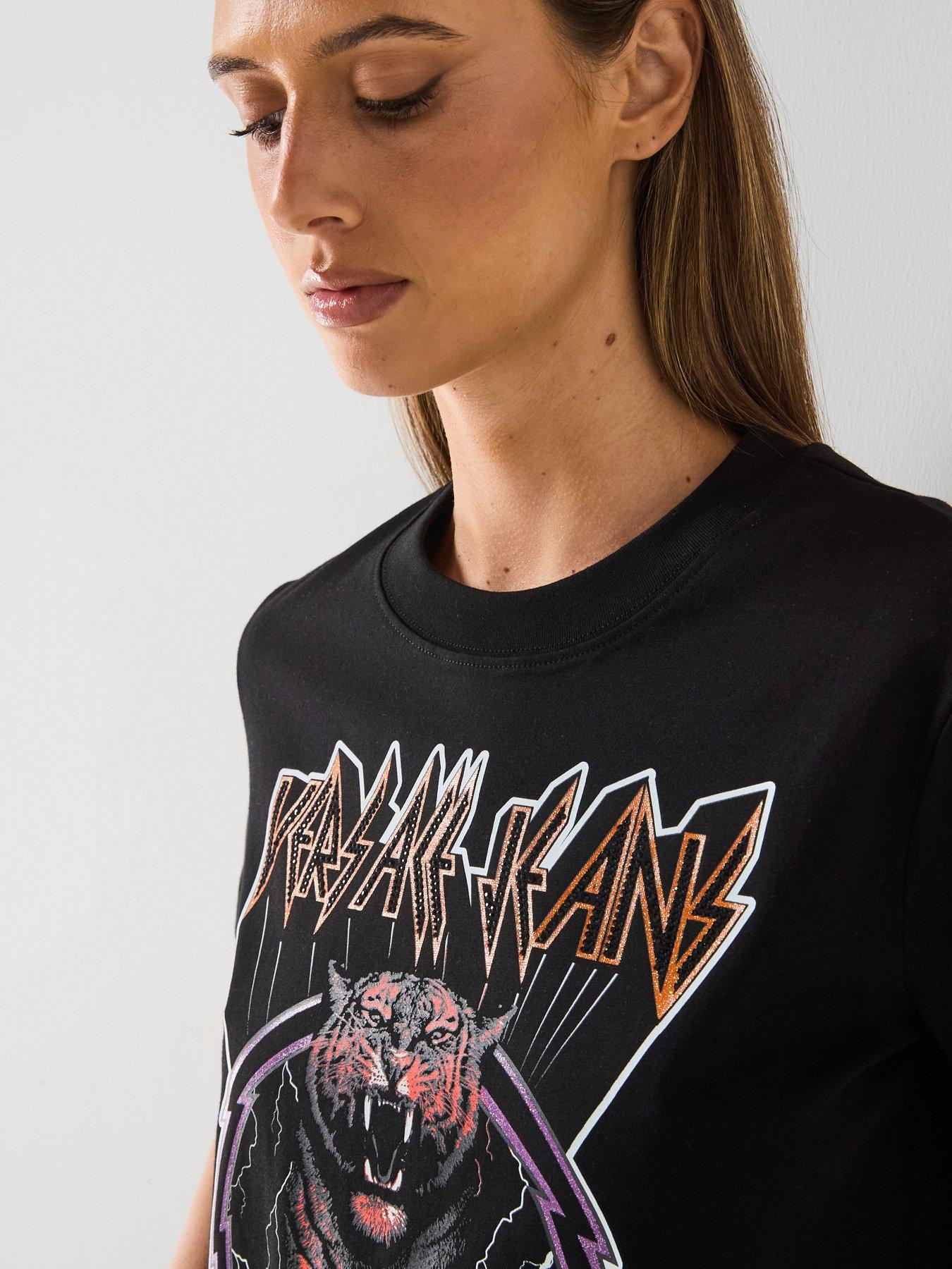  image of versace-jeans-couture-tiger-logo-t-shirt-black
