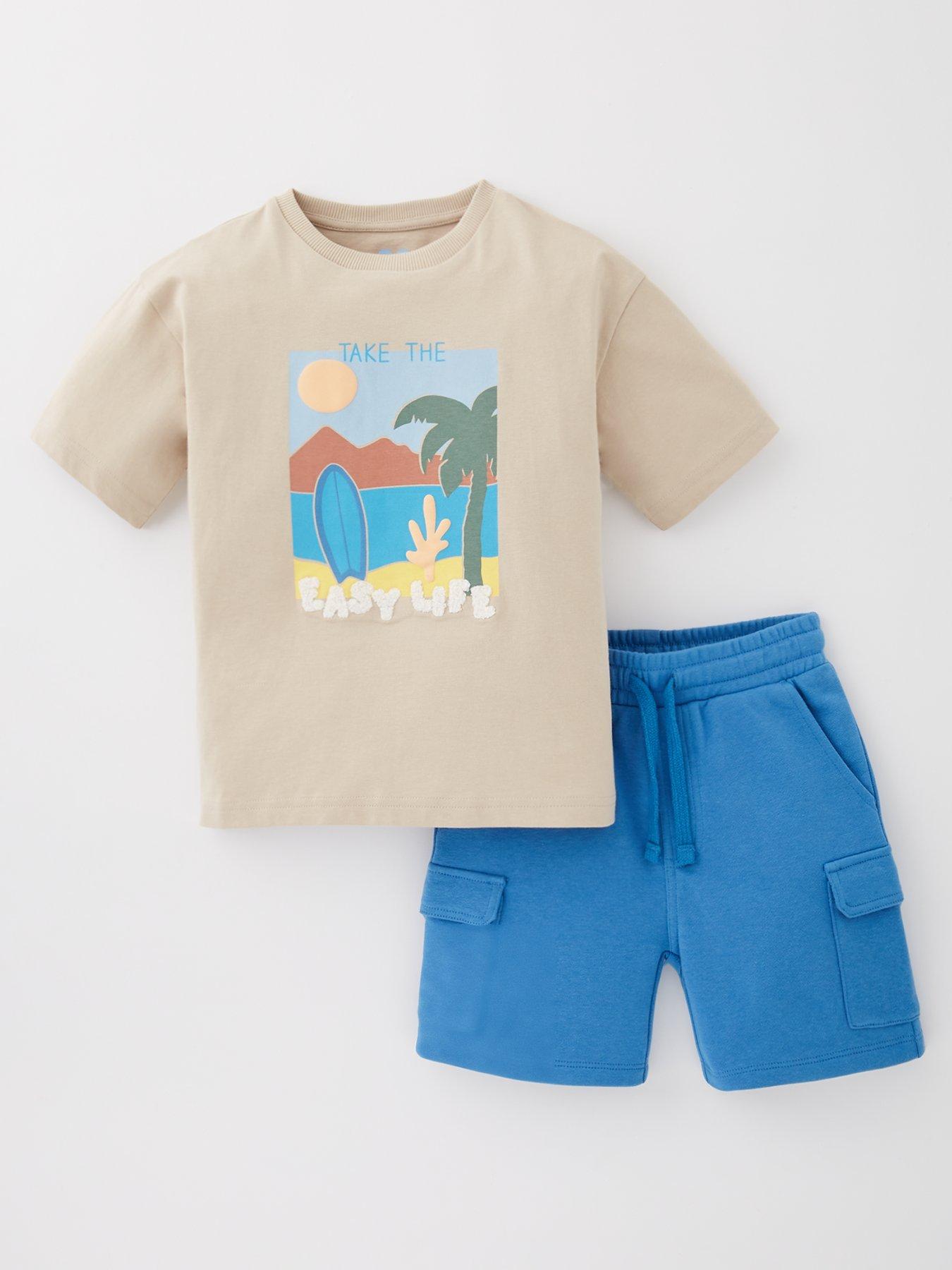 front image of mini-v-by-very-boys-boucle-chest-graphic-t-shirt-and-short-set-blue
