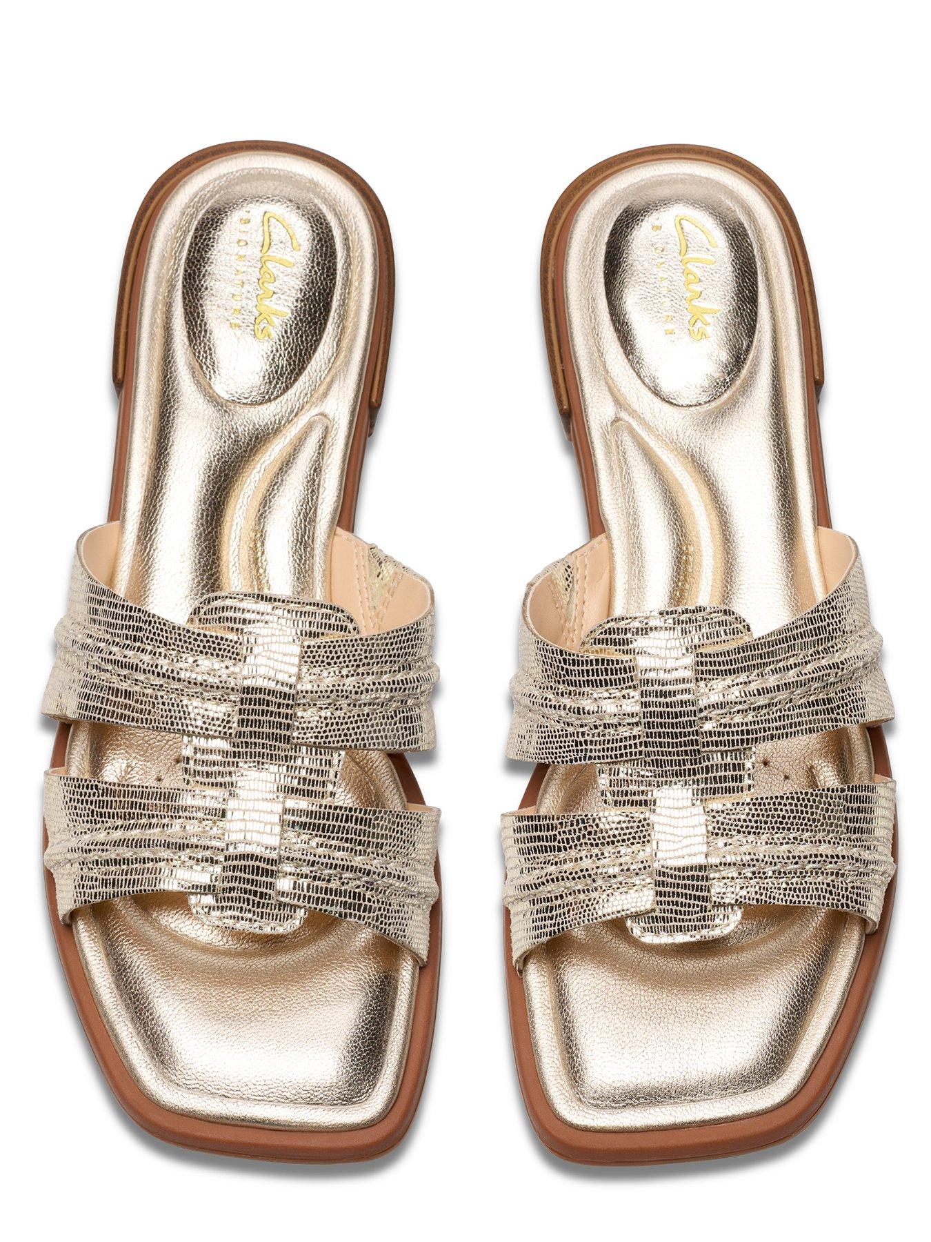 Image 4 of 7 of Clarks Ariany Mule - Champagne