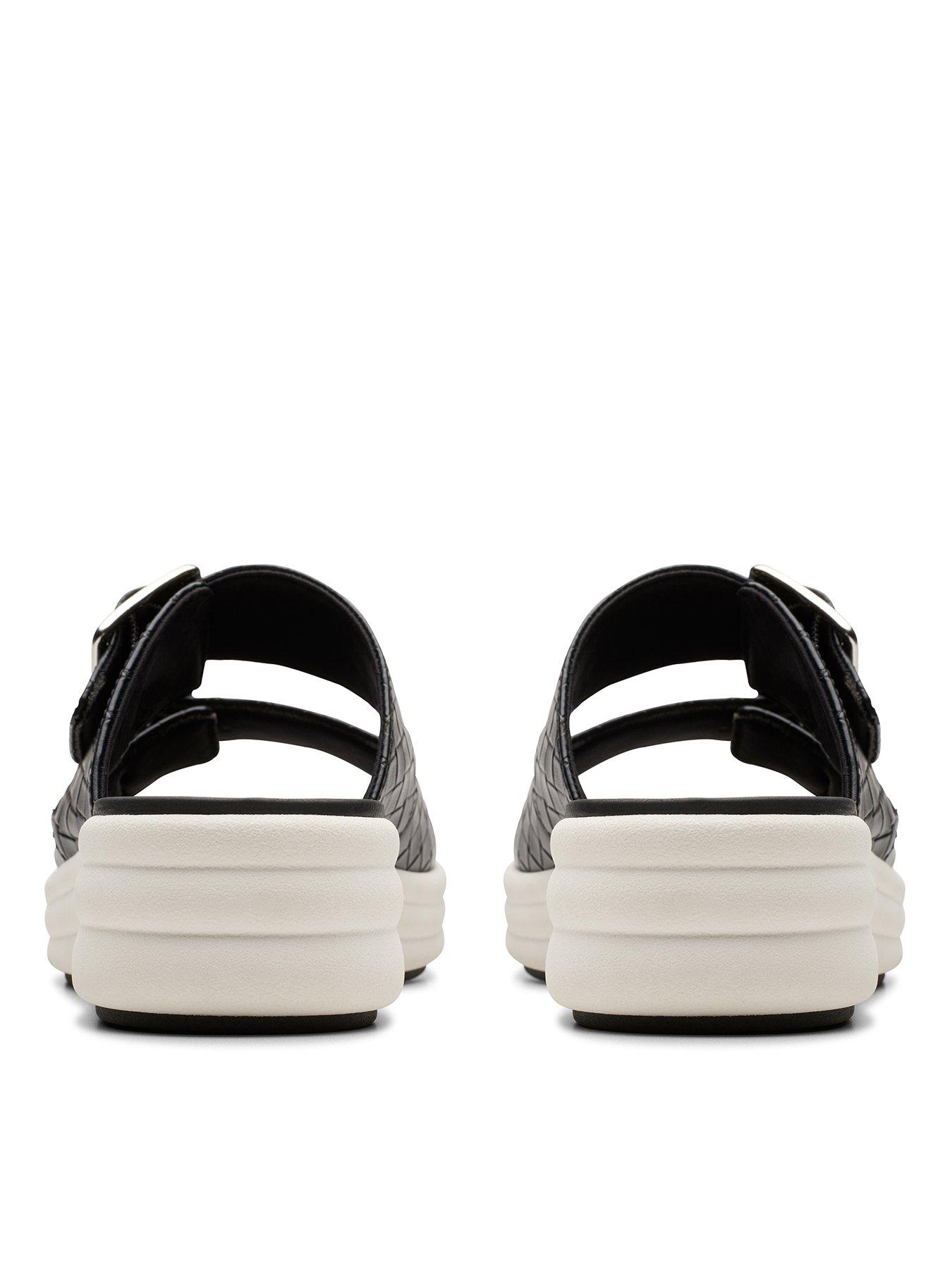  image of clarks-drift-buckle