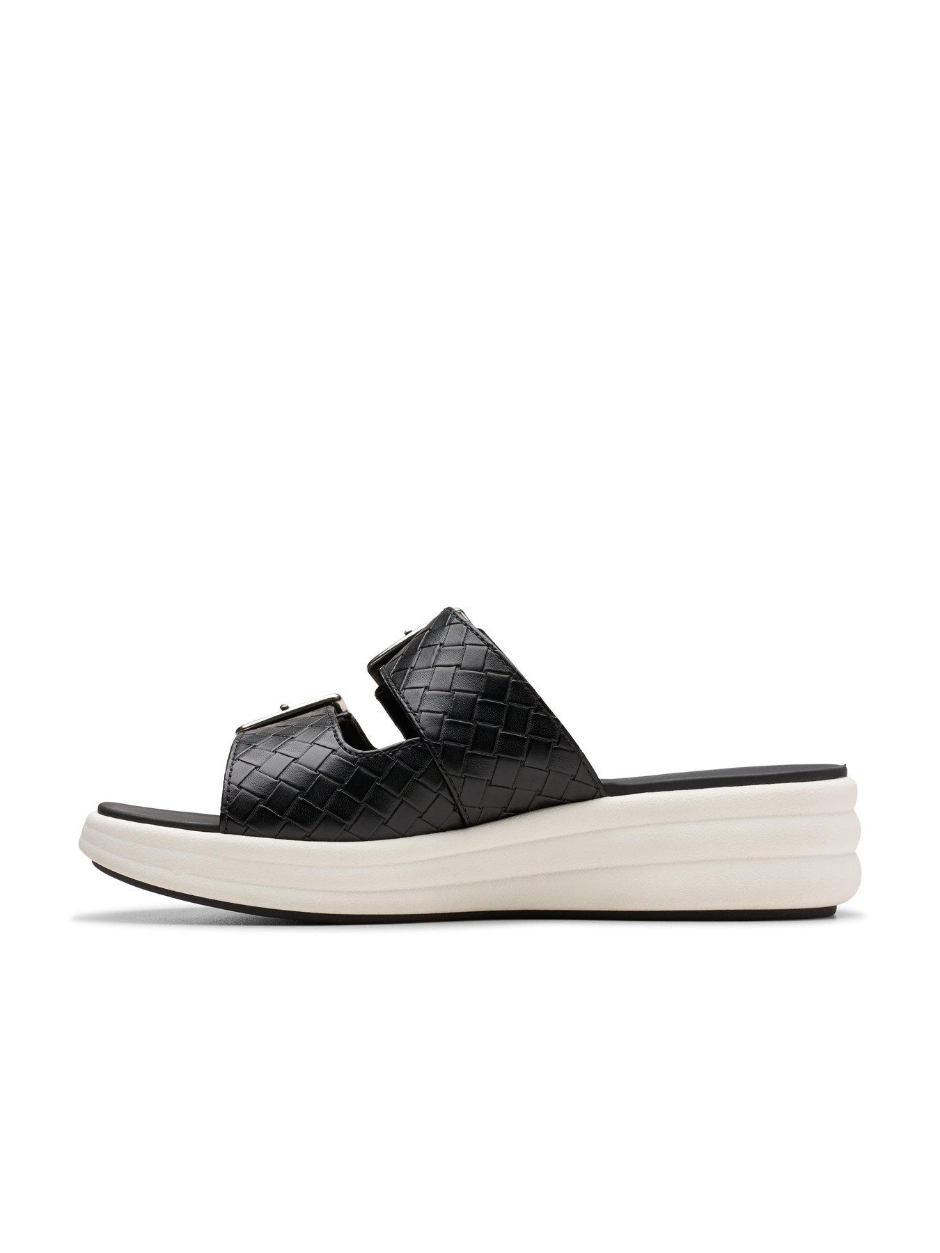  image of clarks-drift-buckle
