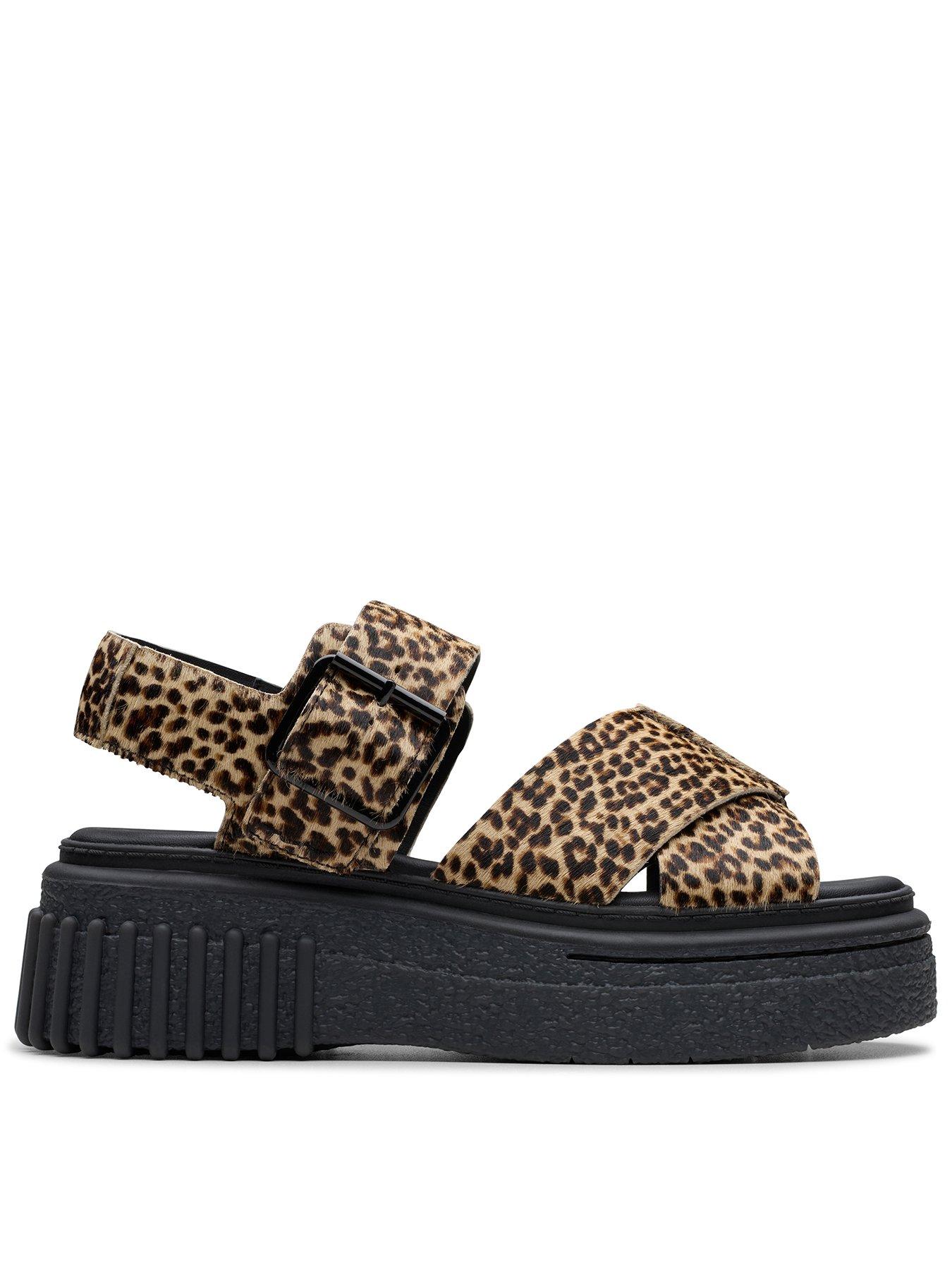 front image of clarks-evamar-wish