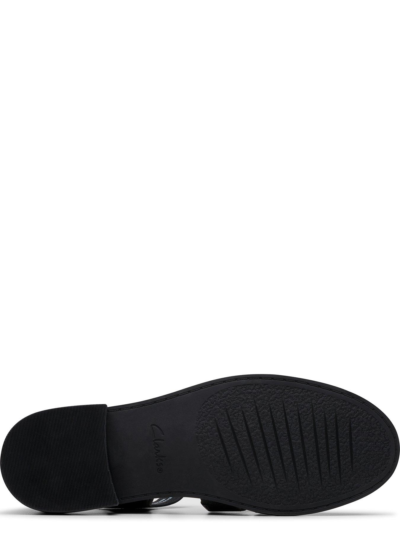  image of clarks-hana-sun-fisherman-sandal-black
