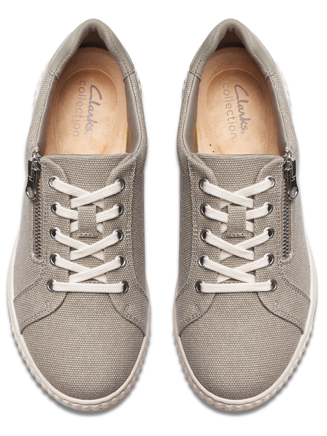  image of clarks-caroline-echo