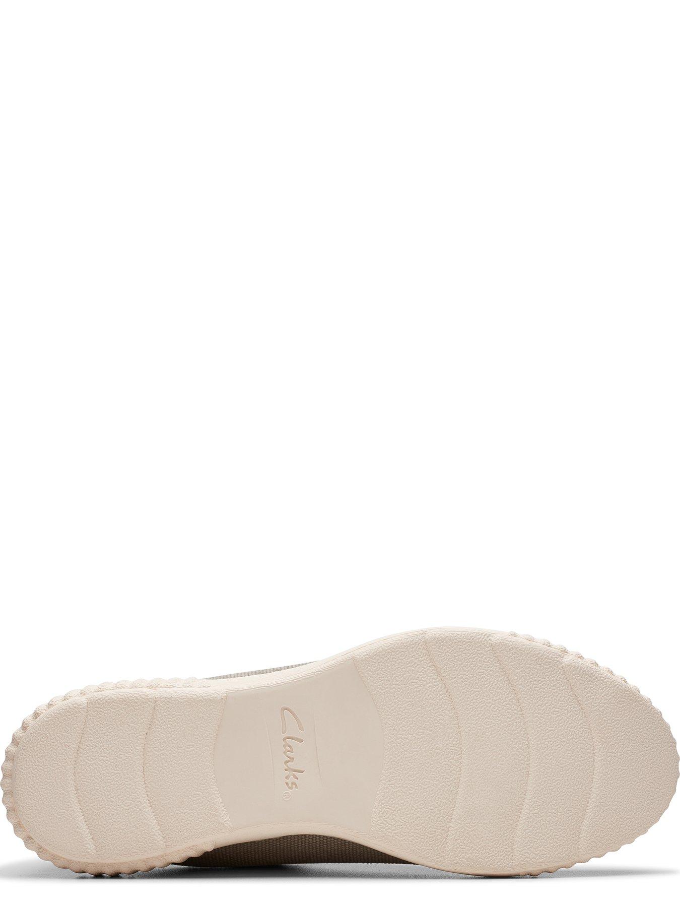  image of clarks-caroline-echo