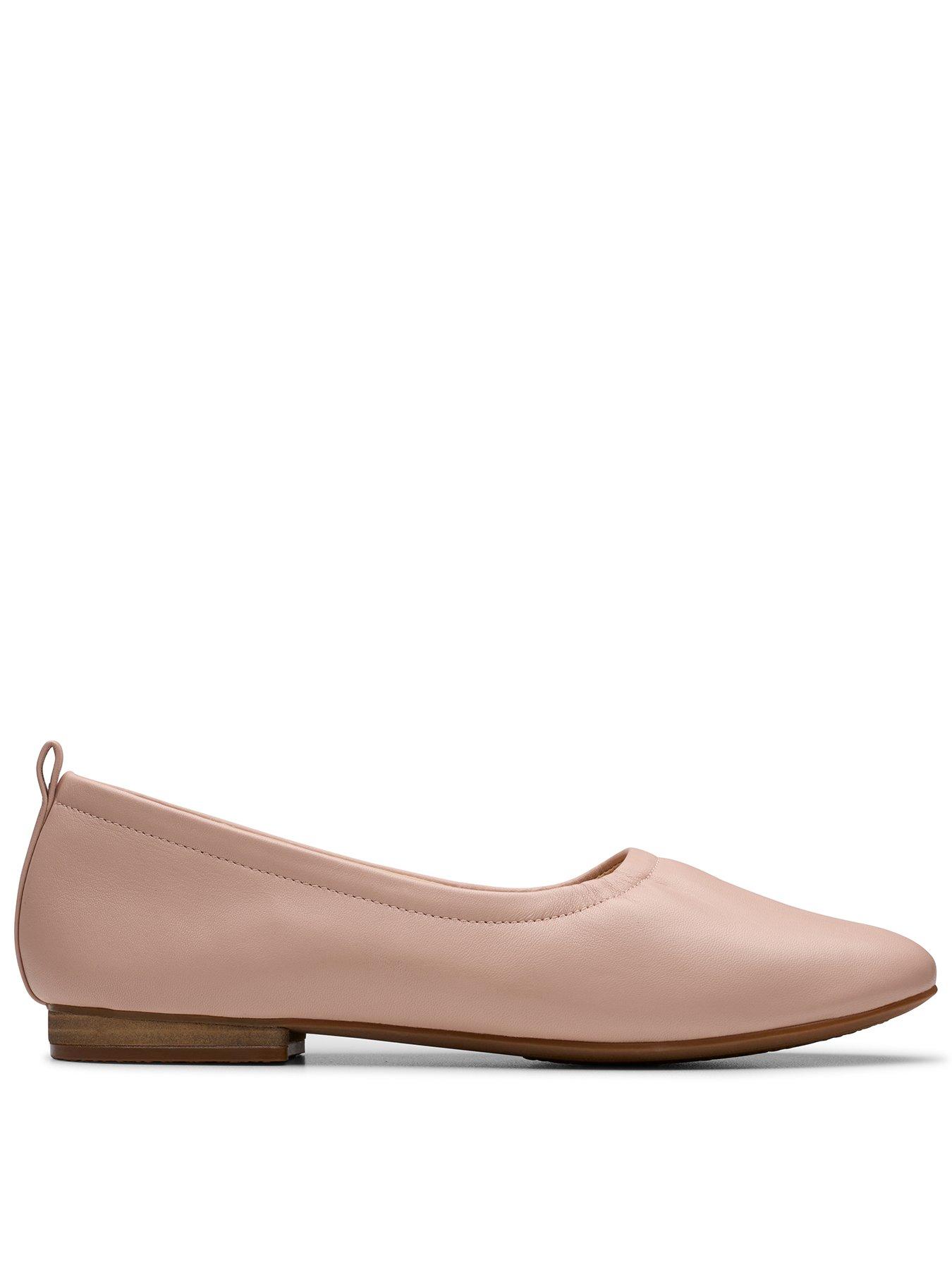 clarks-fawna-soft-leather-ballerina-light-pink