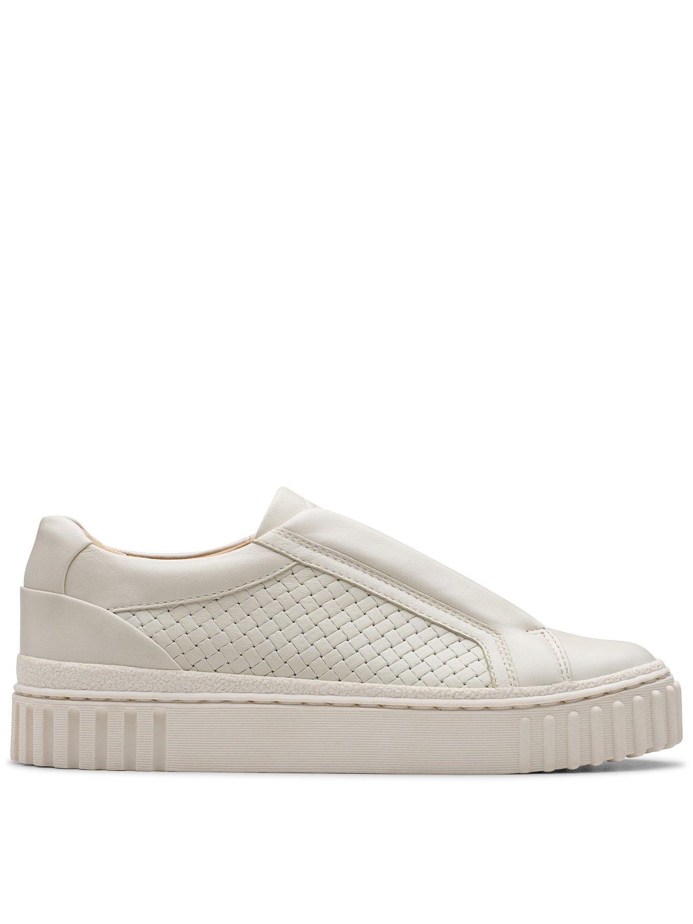 clarks-mayhill-bay