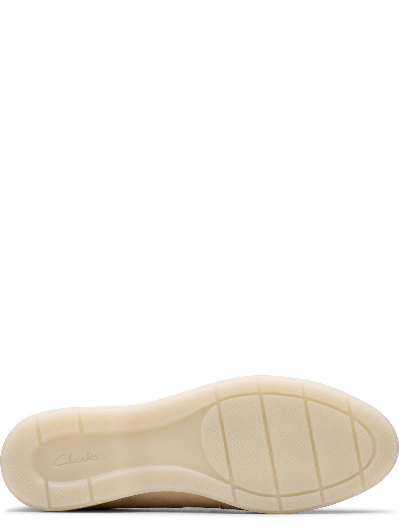  image of clarks-narini-edge