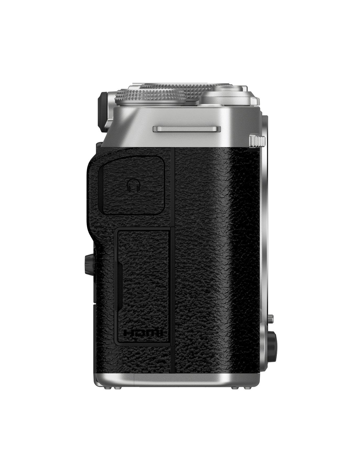Image 6 of 7 of Fujifilm X-M5 Mirrorless Digital Camera (Camera Only)&nbsp;- Silver