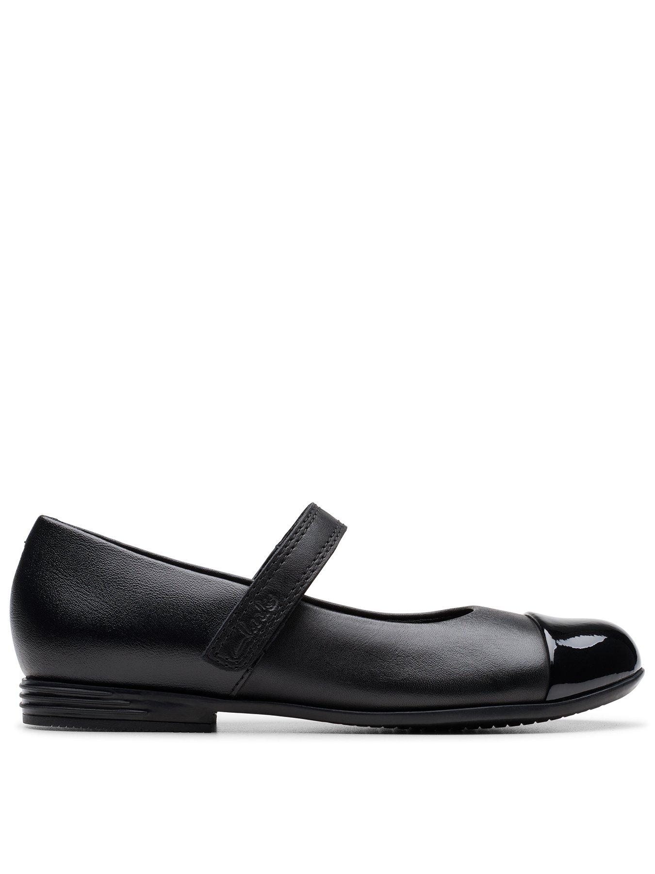 Image 1 of 6 of Clarks Finja Gem K.&nbsp;- Black