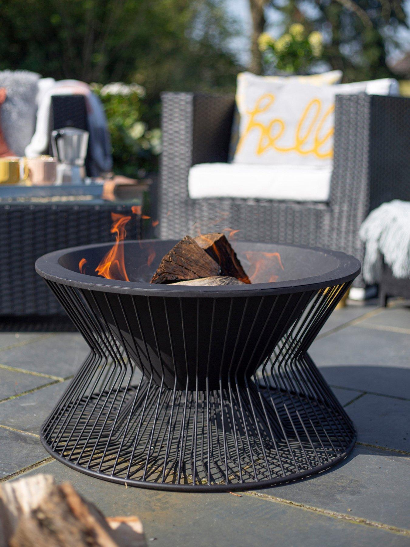 la-hacienda-milan-fire-pit