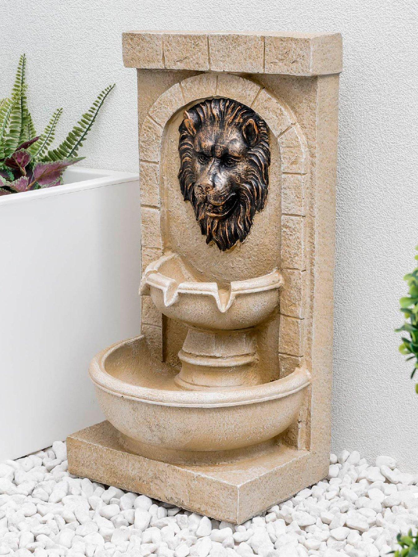 Streetwize Solar Water Feature Lion Head Fountain