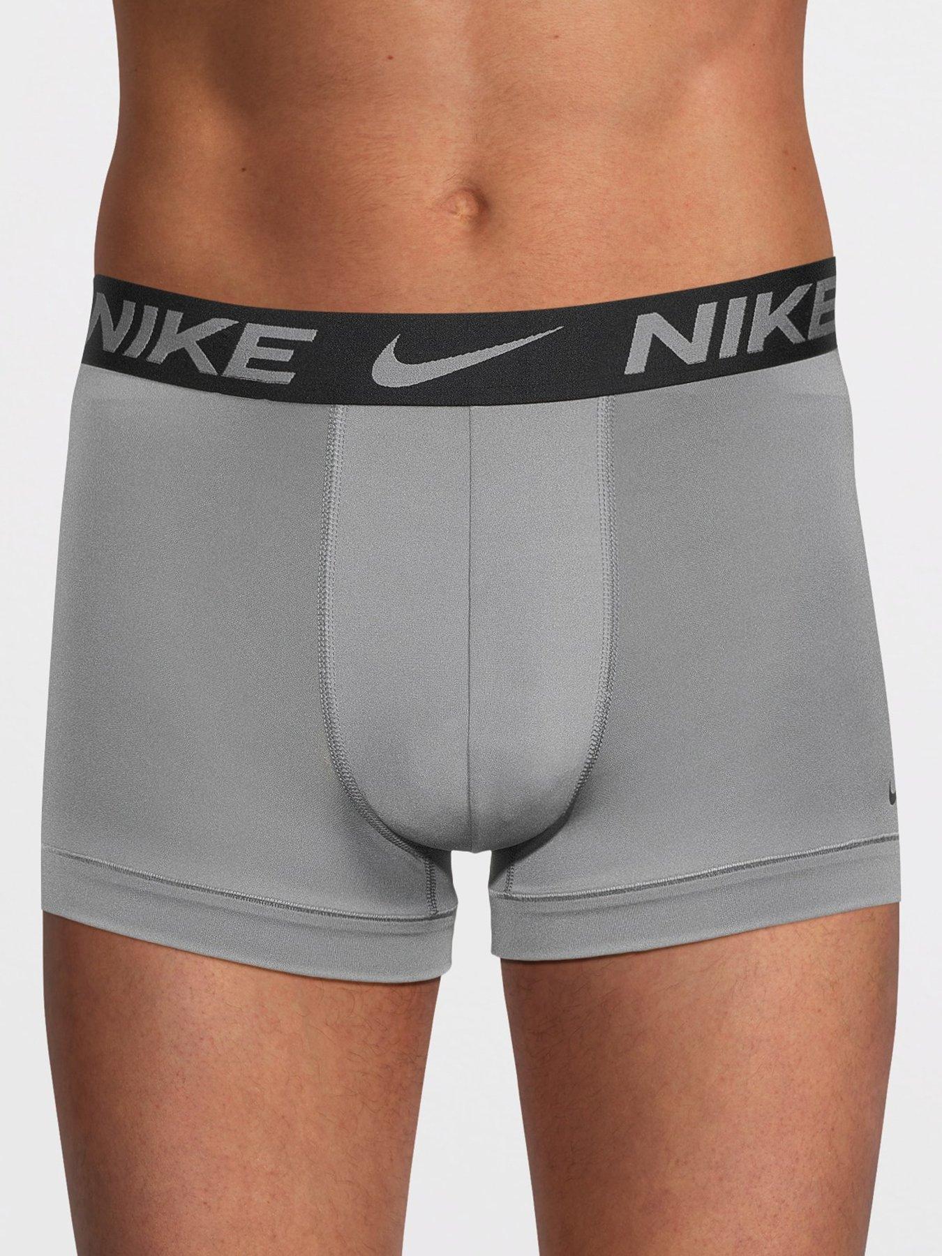 Image 2 of 3 of Nike Mens 3 Pack Trunks - Black/Multi