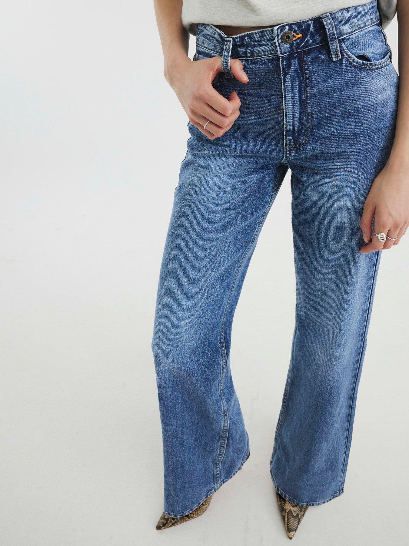 stillFront image of river-island-relaxed-straight-jean-medium-denim