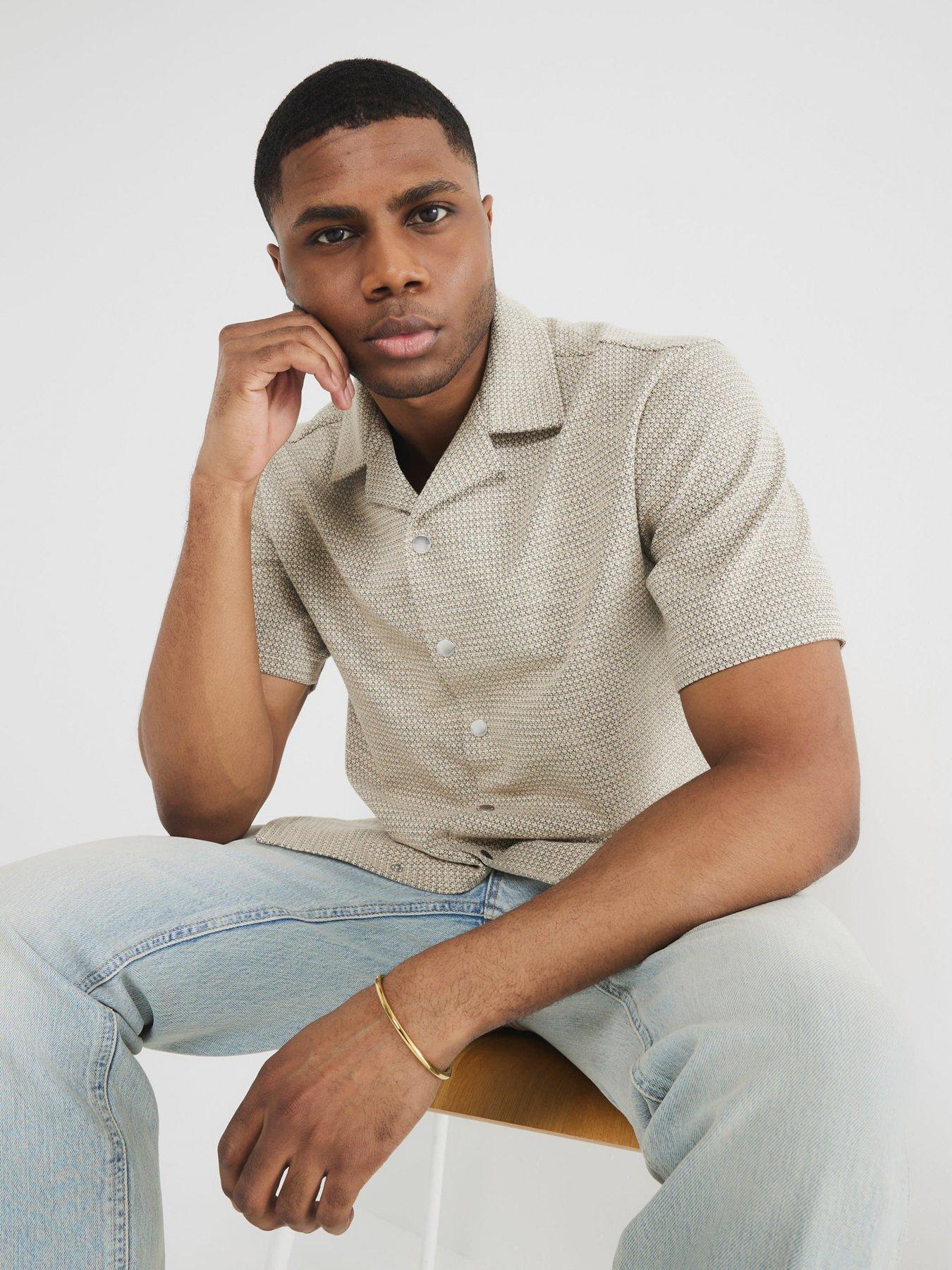 river-island-short-sleeve-jacquard-revere-shirt-beige