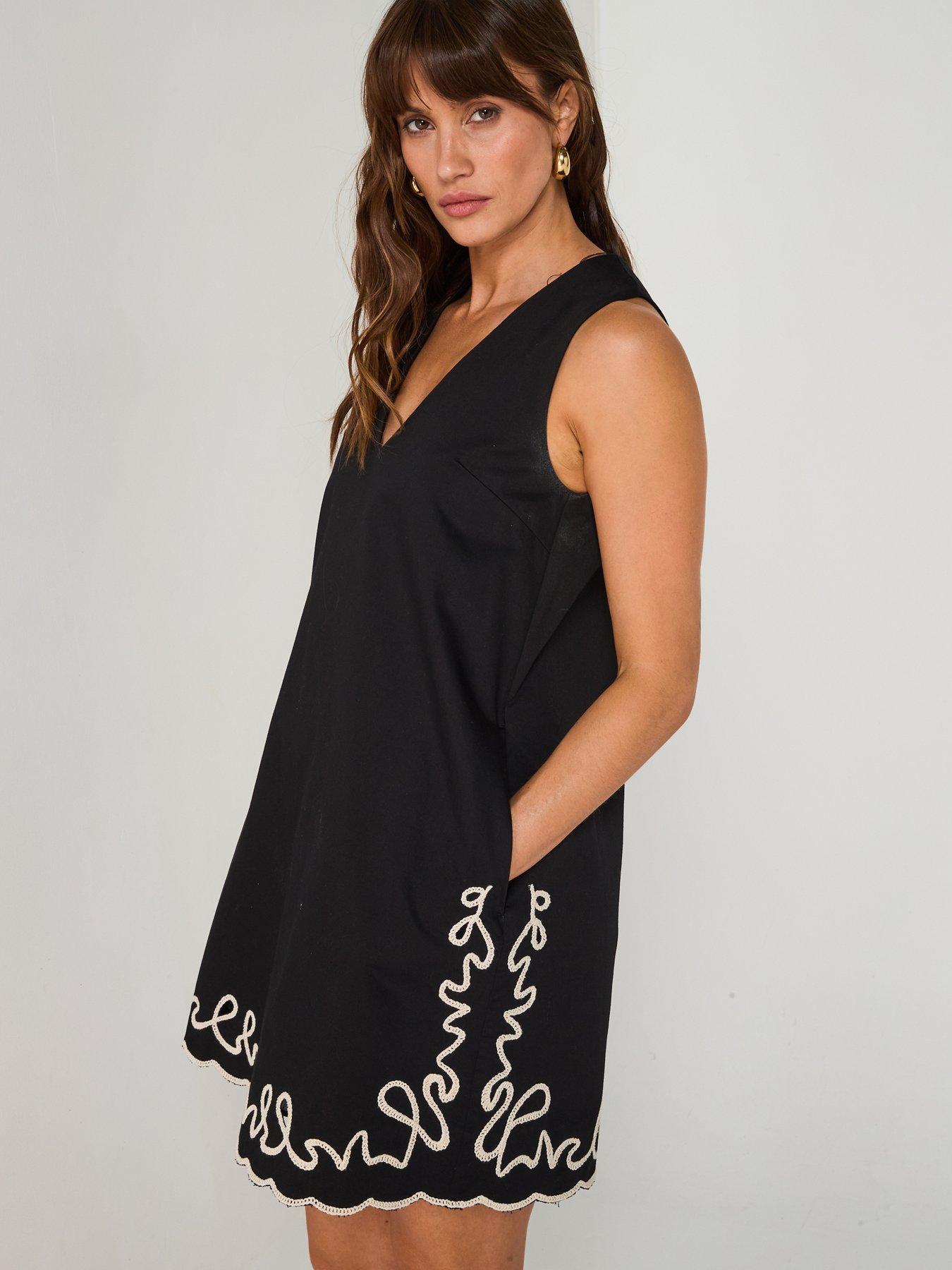 green emerald velvet dress Pina Colada Please Embroidered Shift Dress in Black main image 0