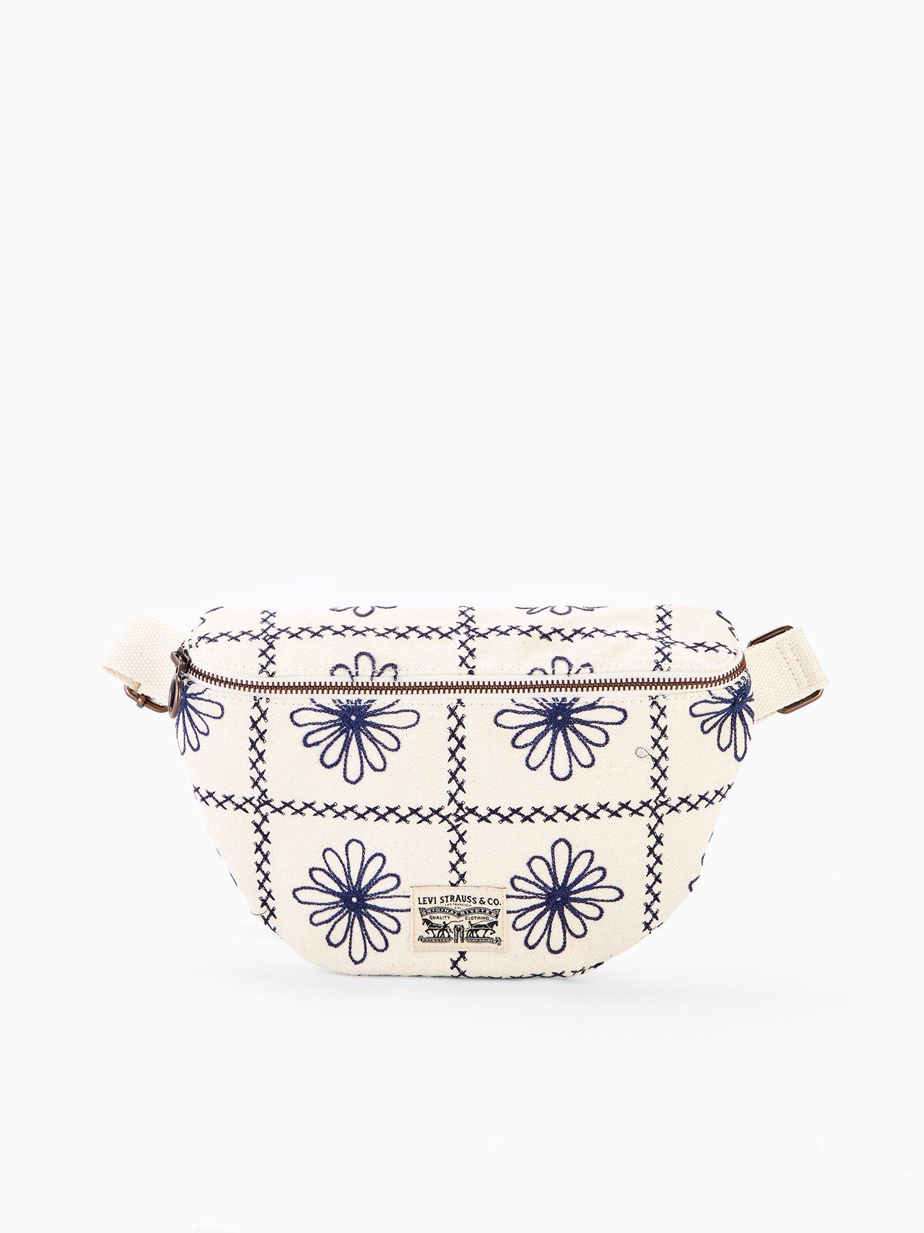 front image of levis-devon-crossbody-bag-cream