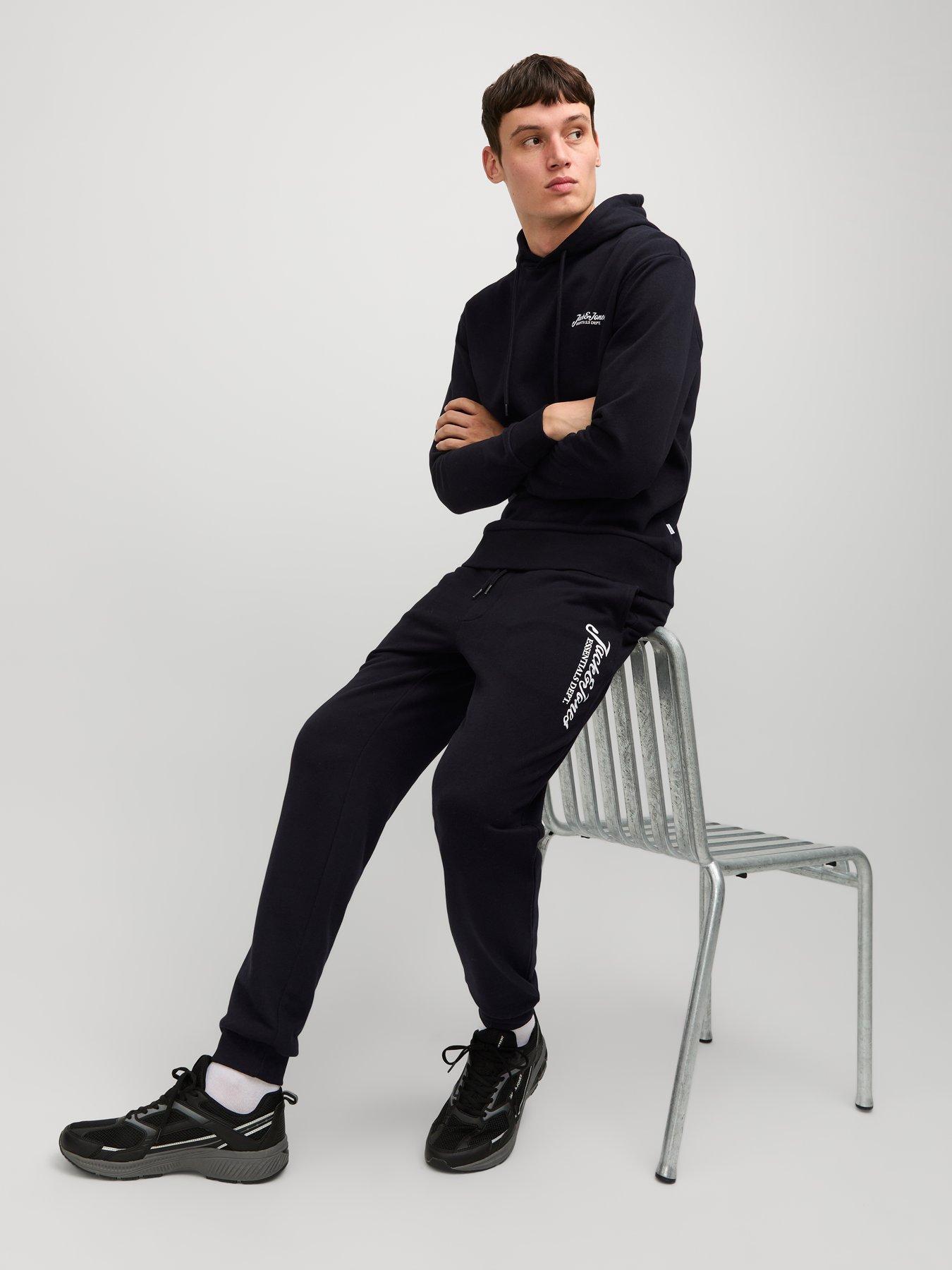 Image 3 of 6 of Jack & Jones Gordon Beau Script Logo Joggers - Black