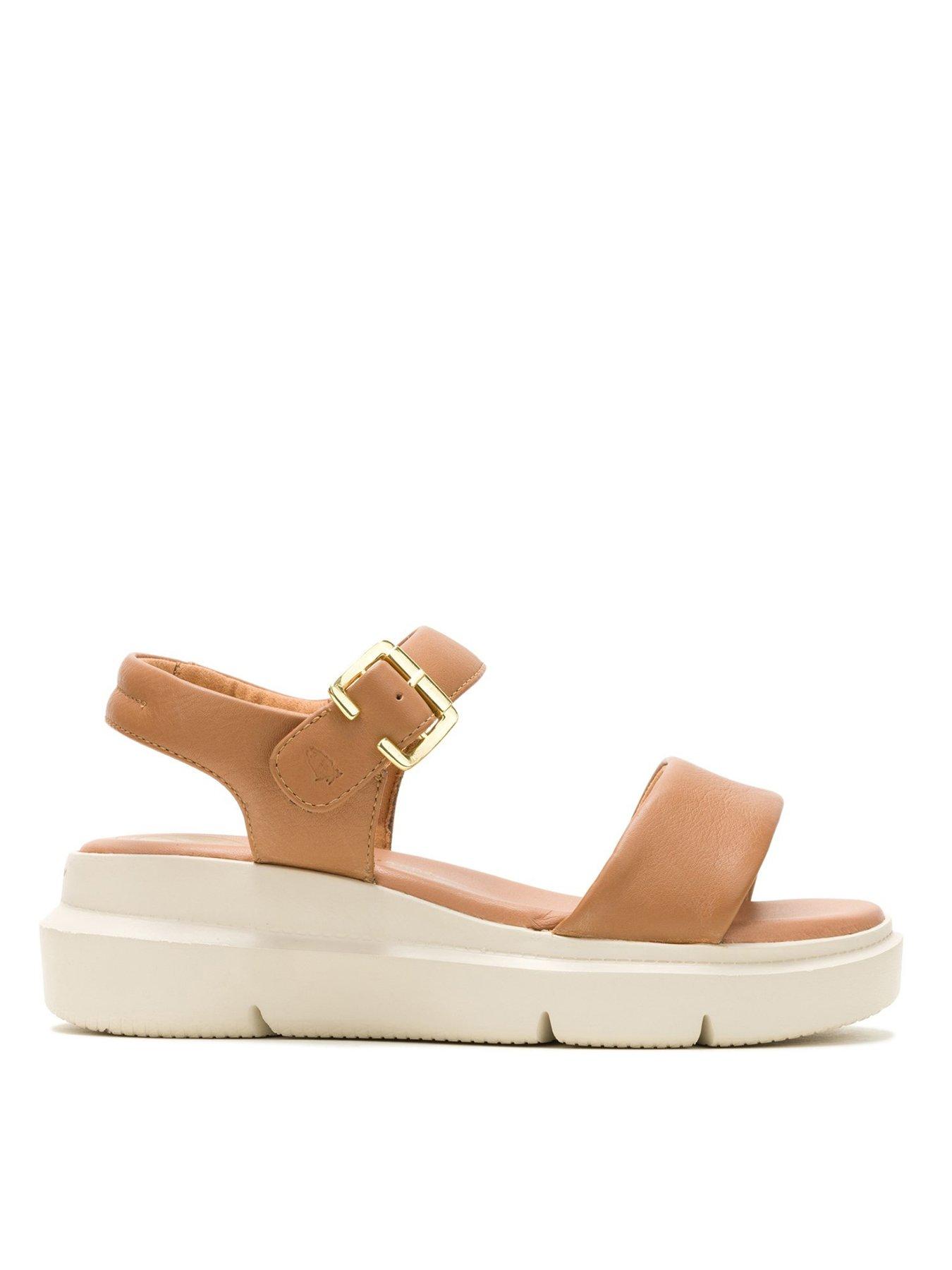 hush-puppies-uplift-quarter-strap