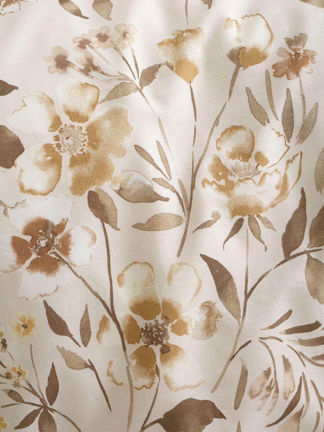Image 7 of 7 of Catherine Lansfield Isadora Floral Duvet Cover Set