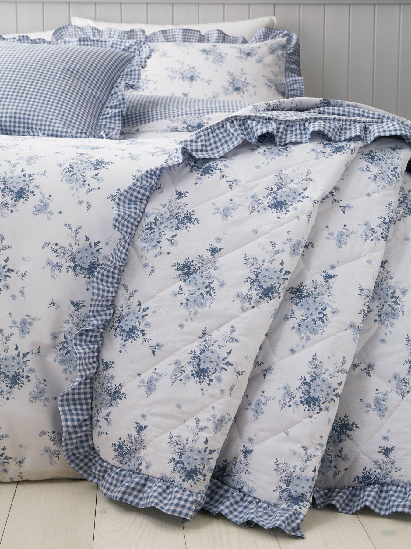 Catherine Lansfield Lucie Floral Bedspread Throw