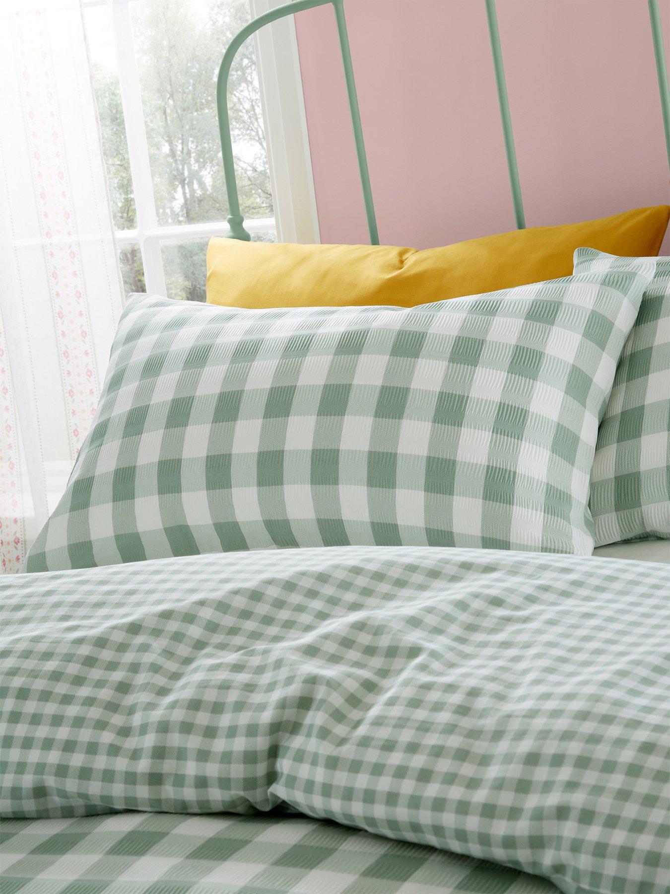 image of catherine-lansfield-seersucker-gingham-check-duvet-cover-set-green
