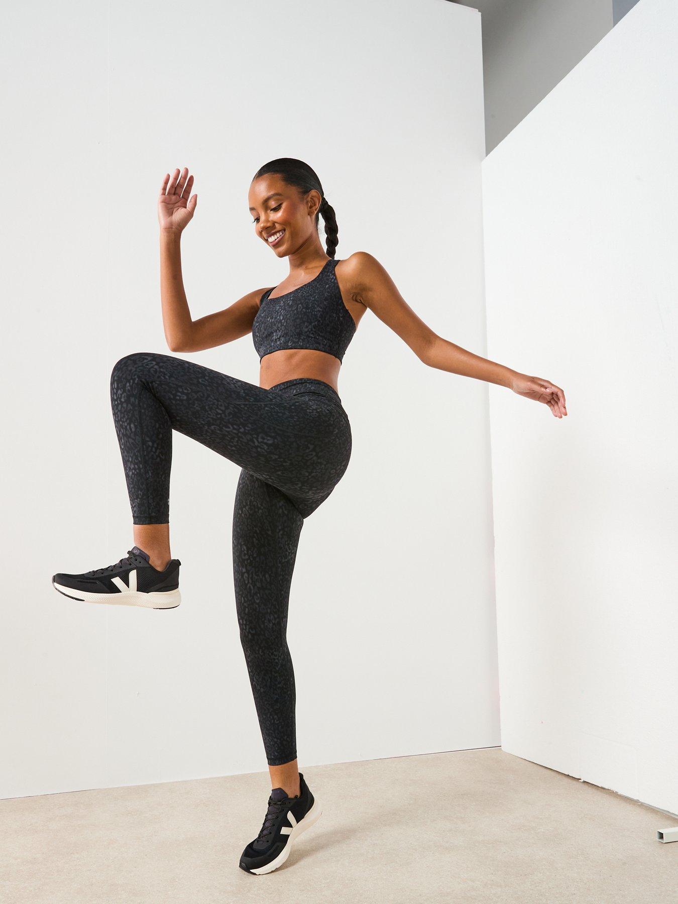  image of sweaty-betty-womens-training-ultimate-78-yoga-legging-print-black