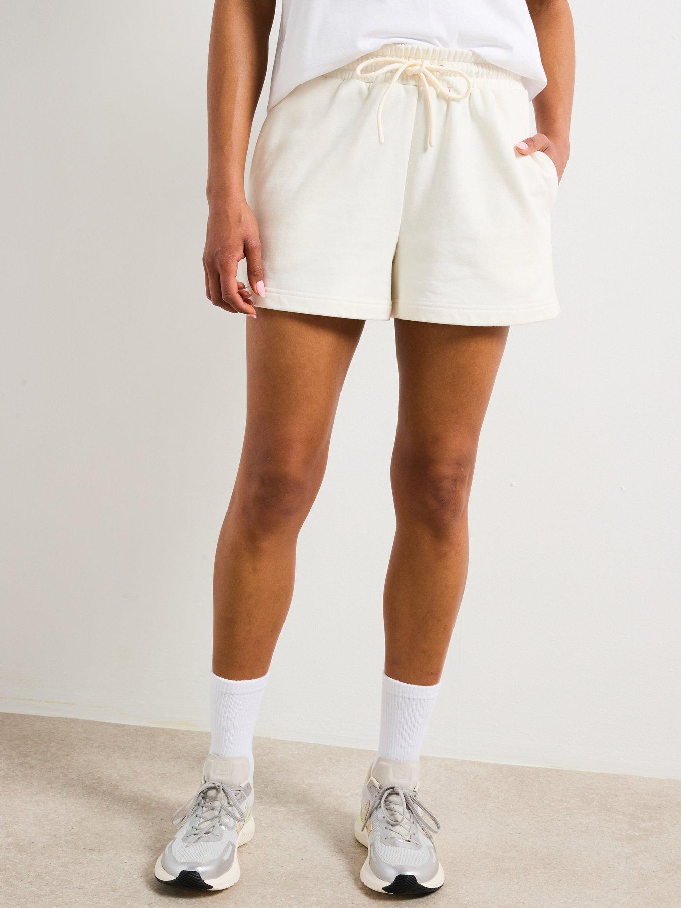 undefined Womens Training Revive Boxy Short - White