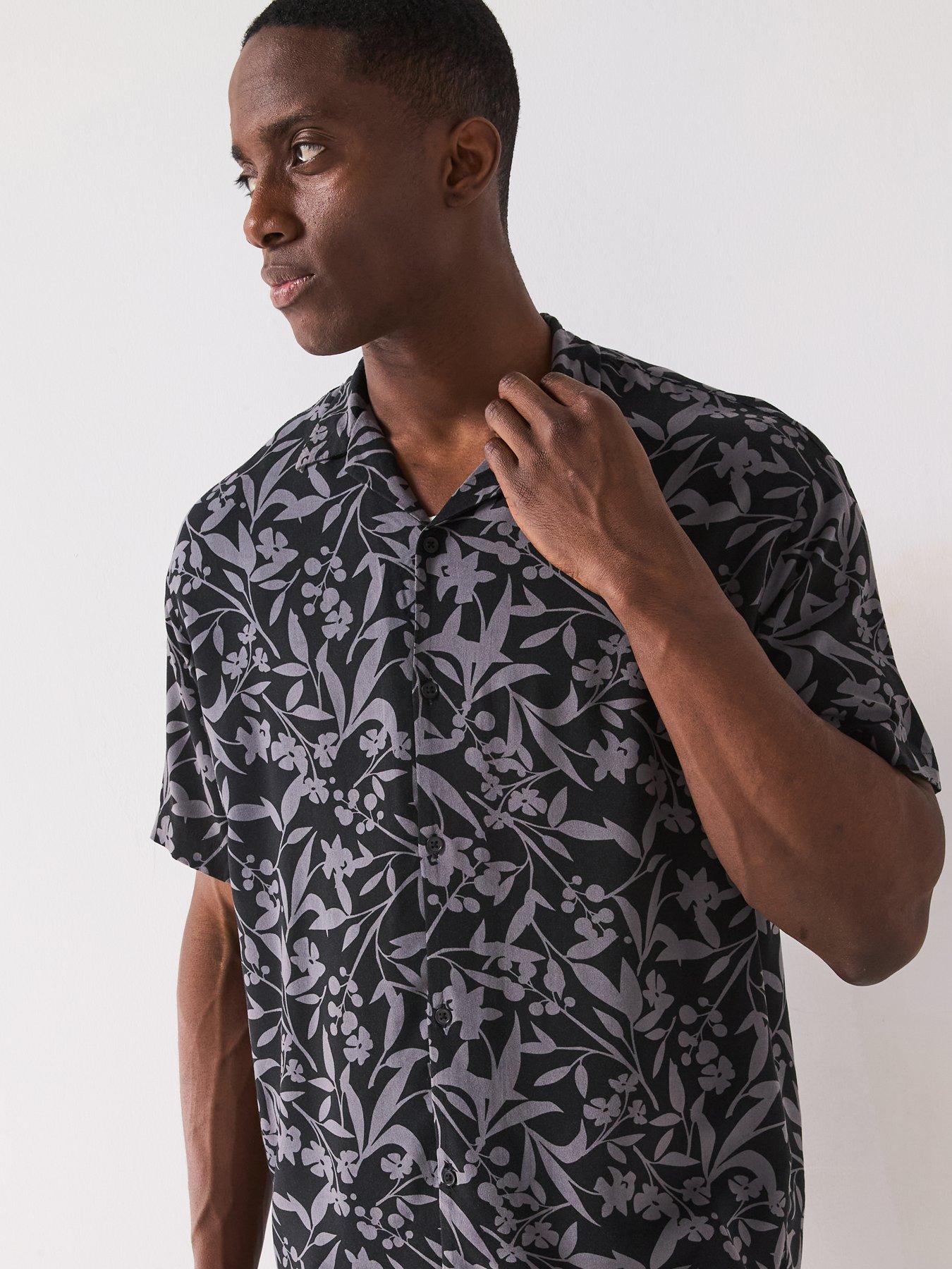 Image 4 of 6 of Jack & Jones Jeff Floral Resort Short Sleeve Shirt - Castlerock
