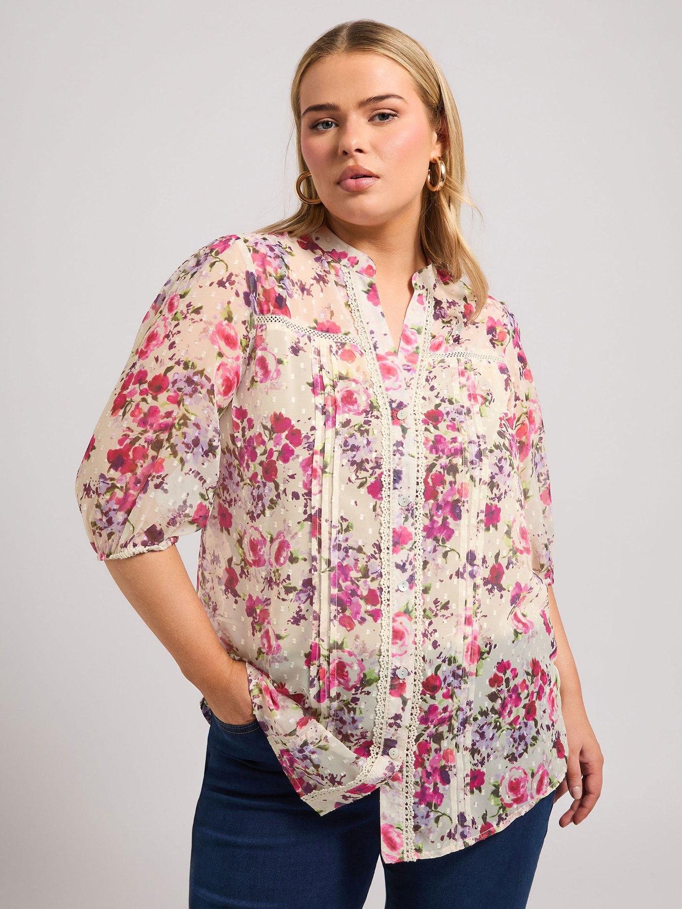 undefined Curve Dobby Crochet Pleat Blouse - White