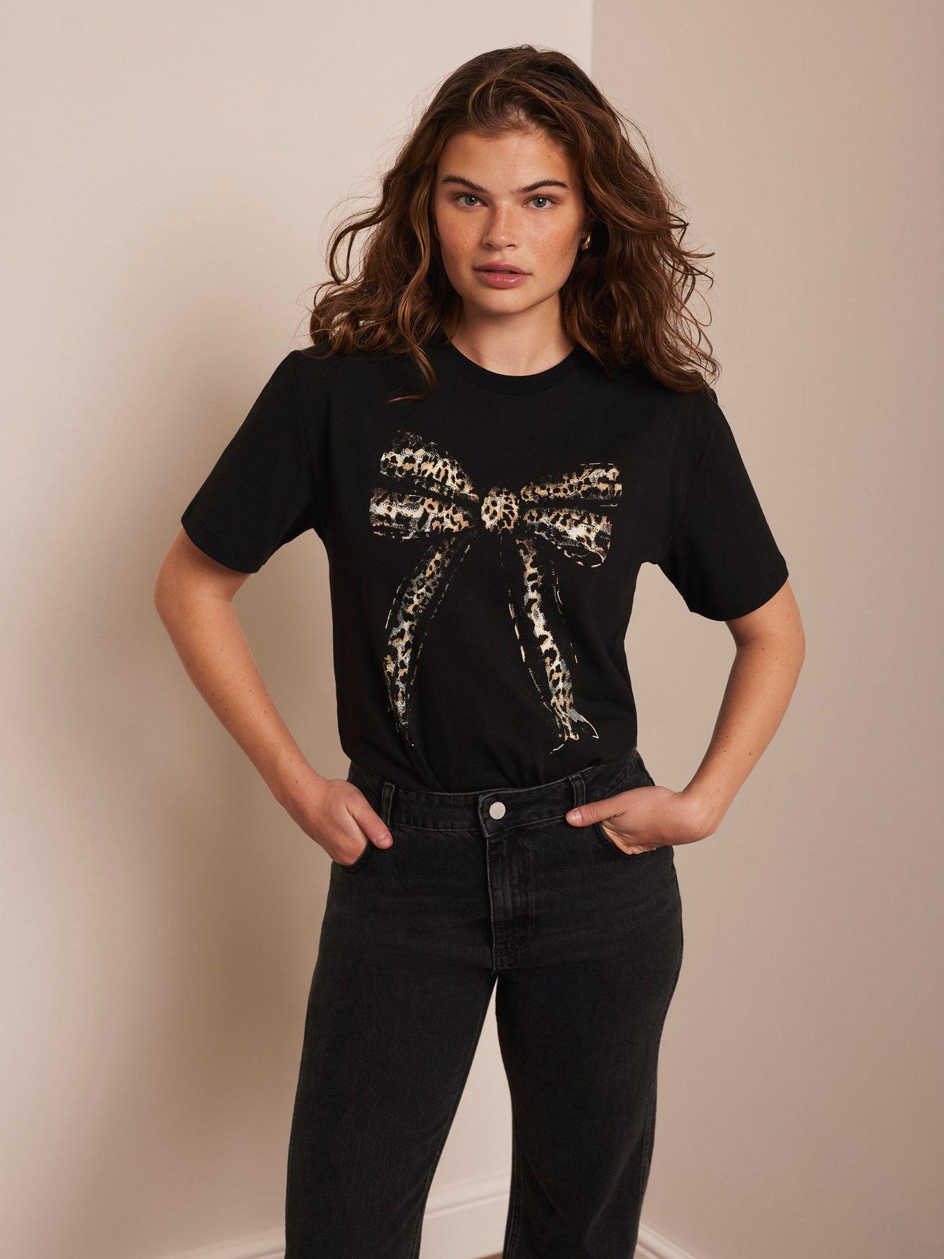  image of mint-velvet-leopard-bow-t-shirt-black