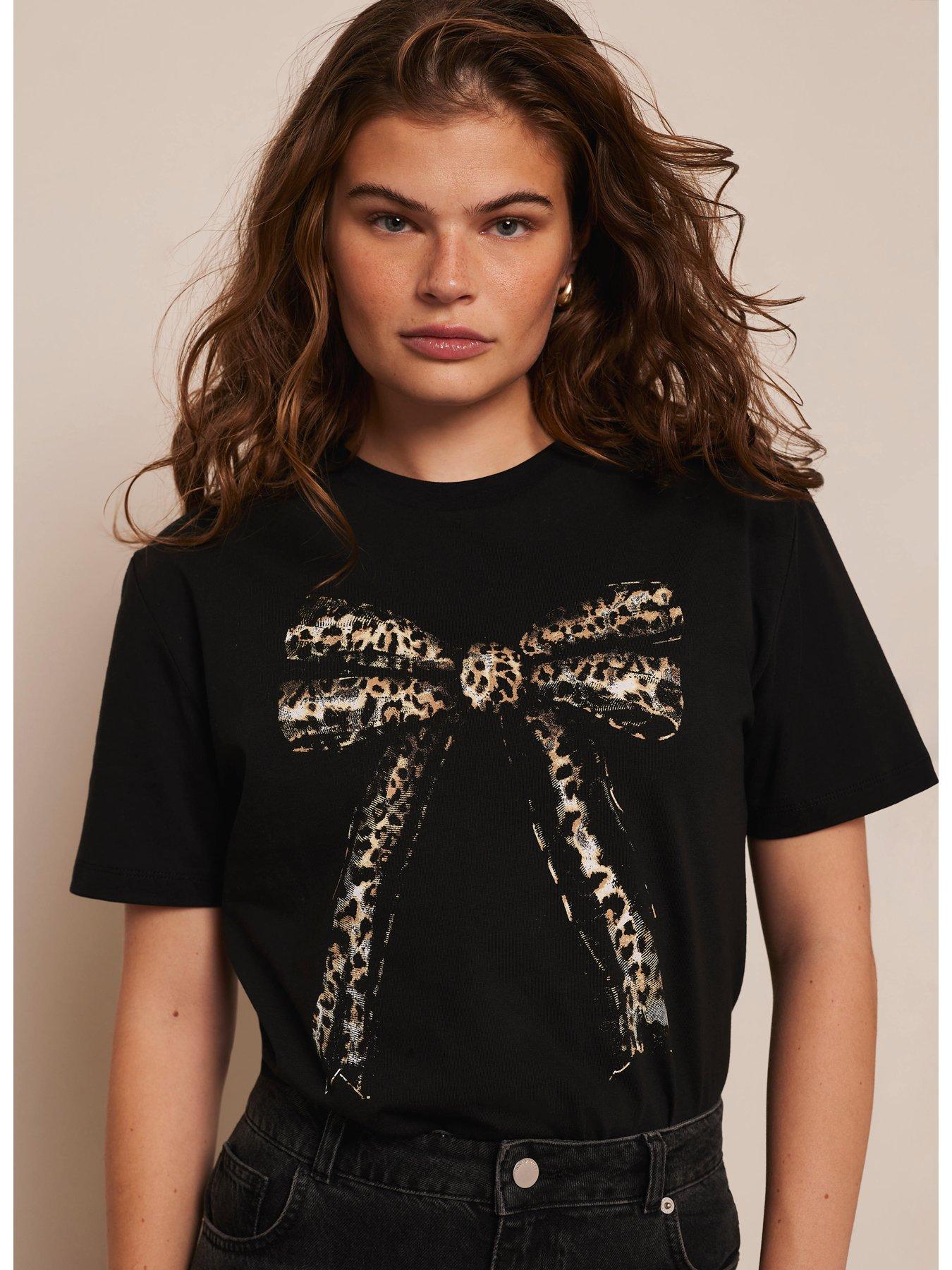  image of mint-velvet-leopard-bow-t-shirt-black