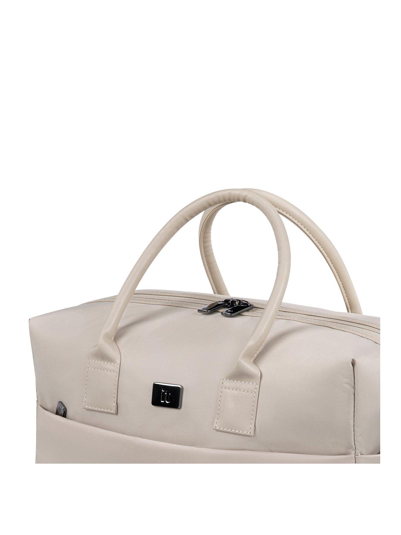  image of it-luggage-outpaced-feather-gray-holdall