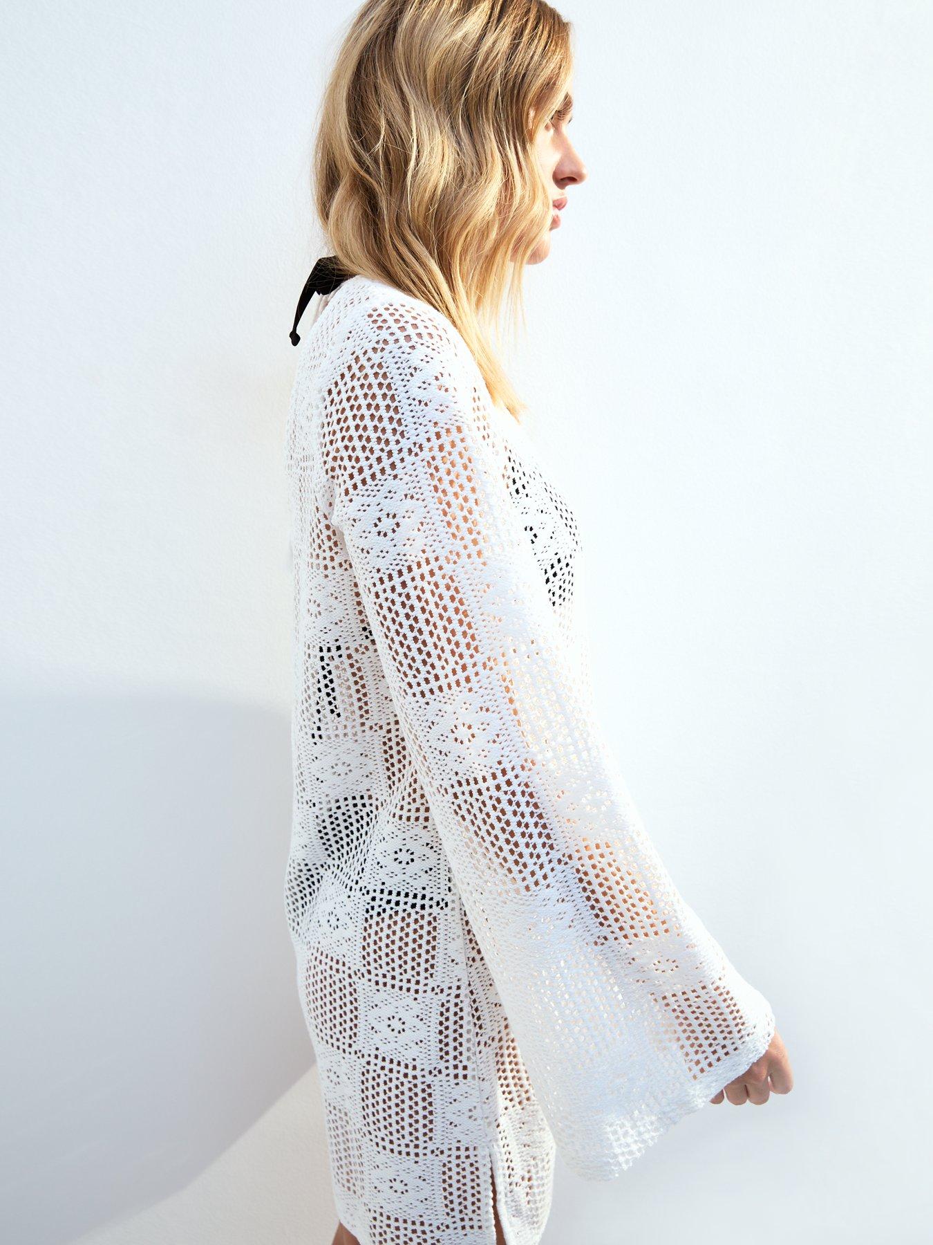  image of new-look-white-v-neck-lace-kaftan
